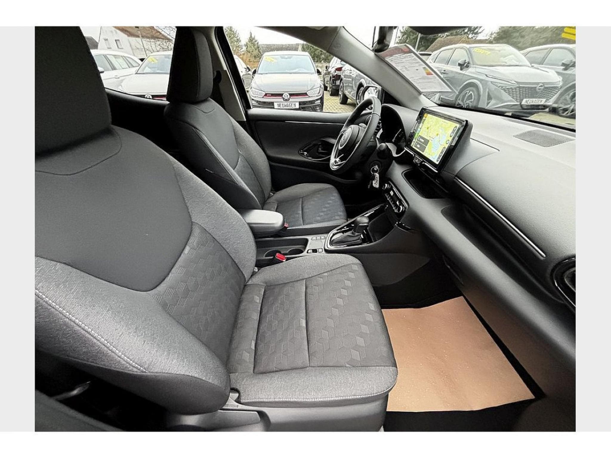 Toyota Yaris 1.5 VVT-i  116 Hybride Teamplayer (2026) - Photo 14
