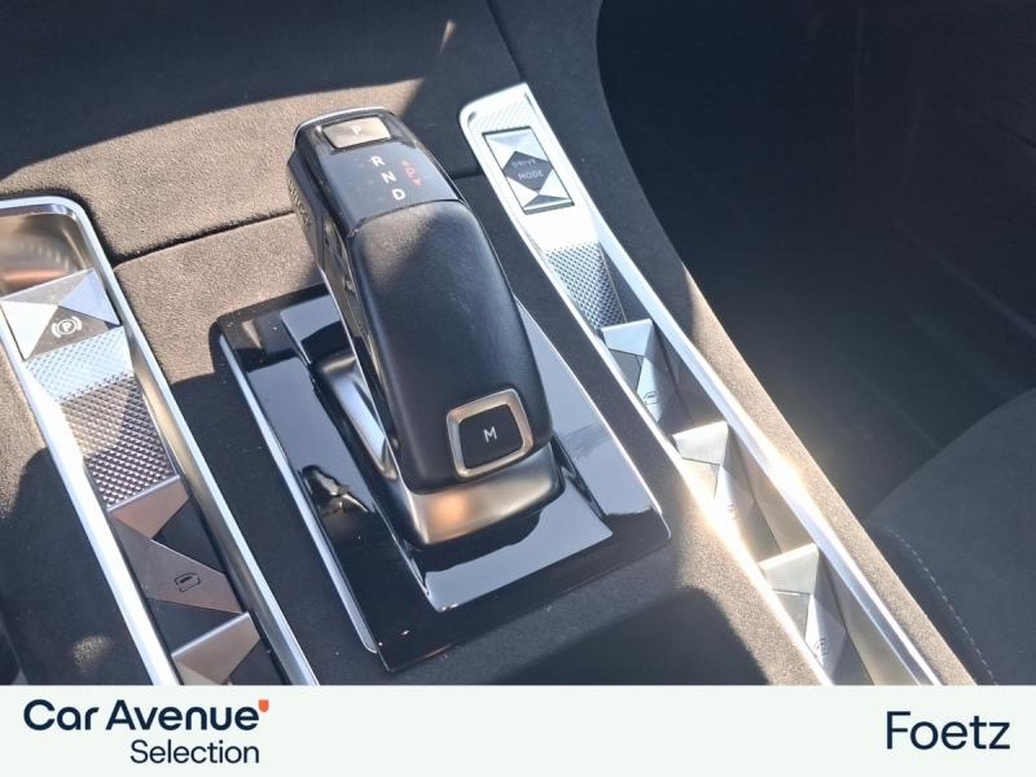 DS Automobiles DS7 BlueHDi 130ch Performance Line + Automatique (2023) - Photo 10