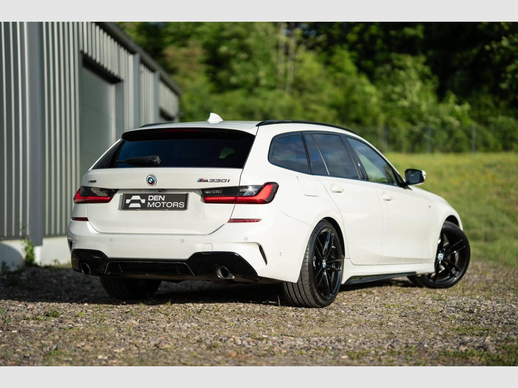 BMW Série 3 330 i xDrive M Sport – 1ère Main – Suivi BMW (2020) - Photo 3