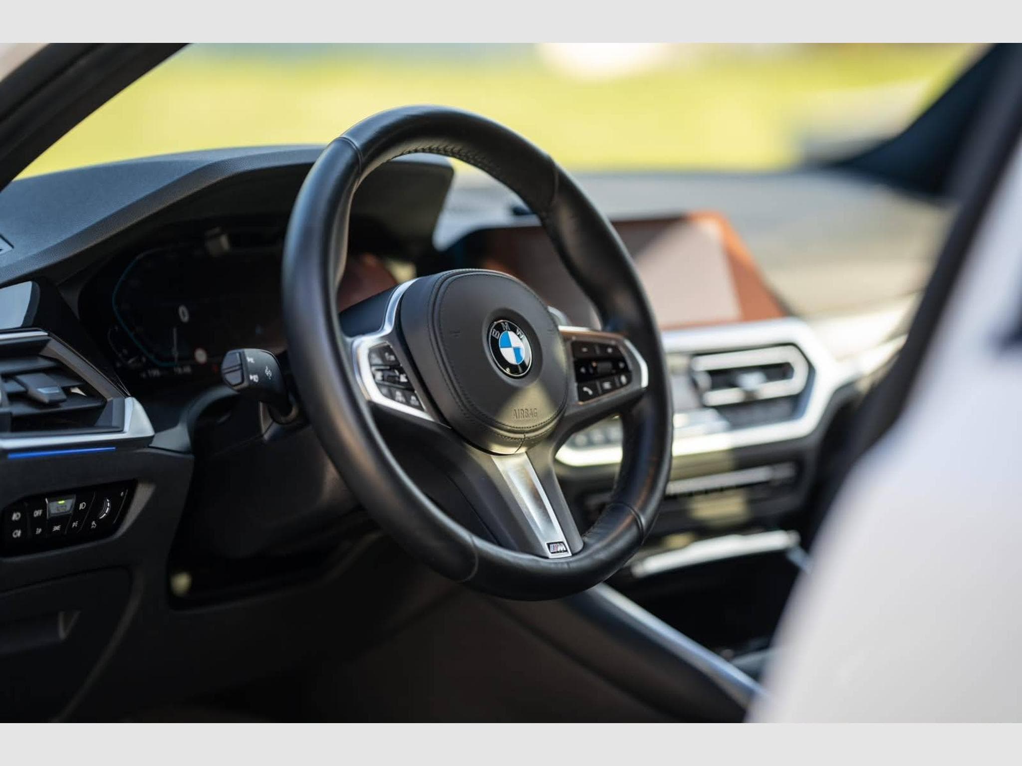 BMW Série 3 330 i xDrive M Sport – 1ère Main – Suivi BMW (2020) - Photo 39