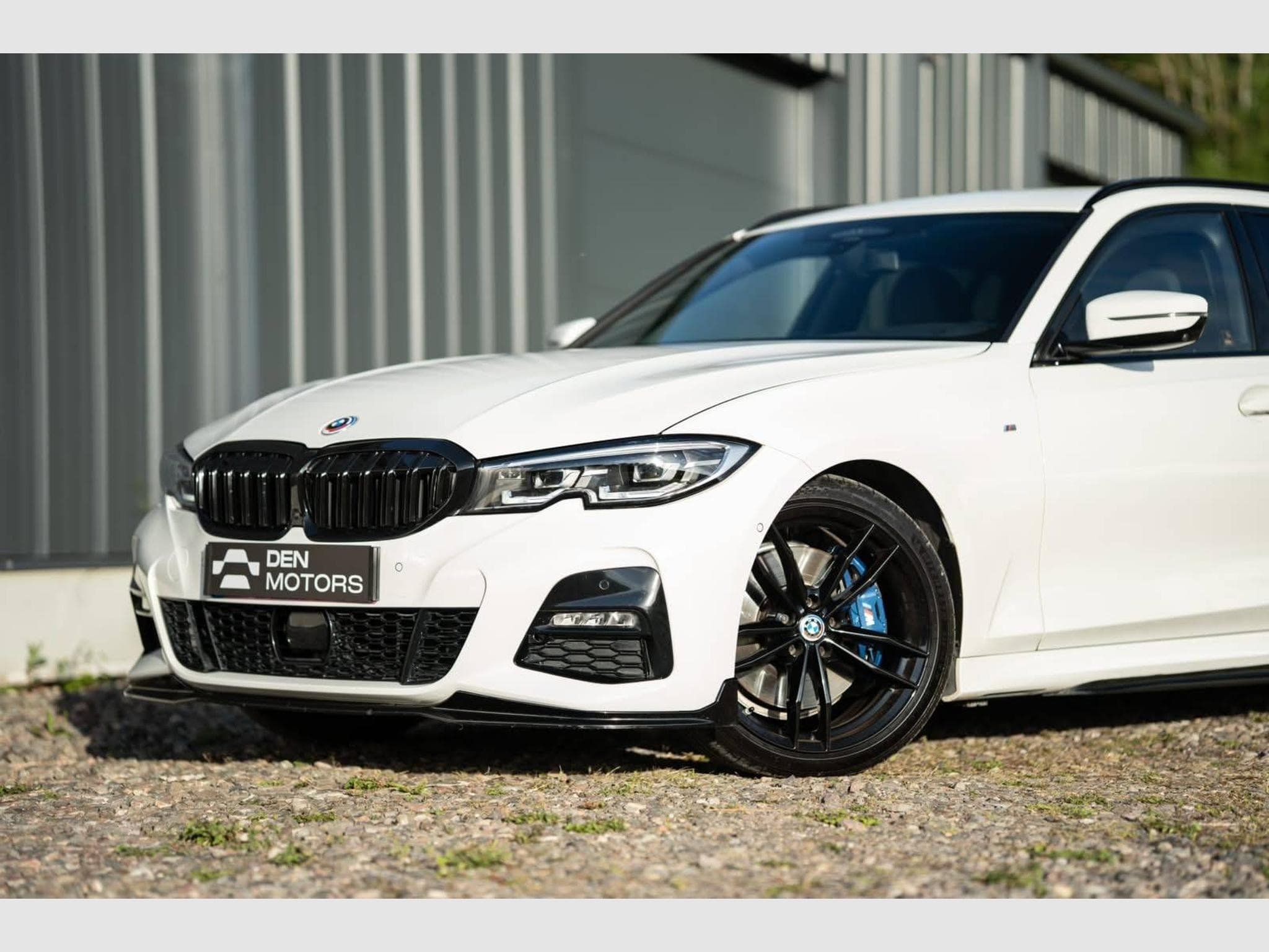 BMW Série 3 330 i xDrive M Sport – 1ère Main – Suivi BMW (2020) - Photo 4