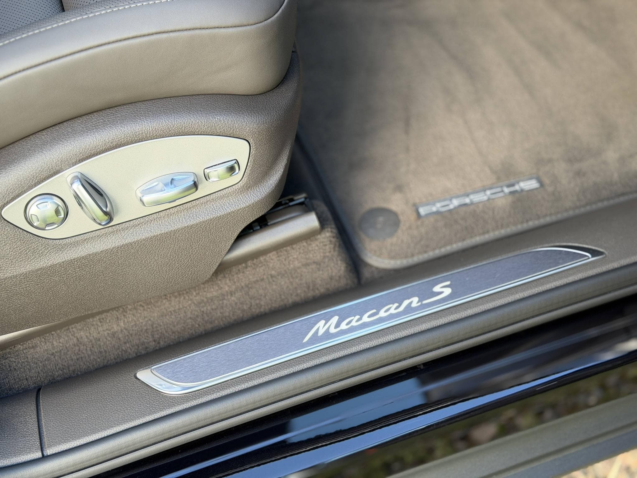 Porsche Macan S 3.0 V6 354ch – 1ère Main, Très Belle Configuration, Malus (2019) - Photo 19