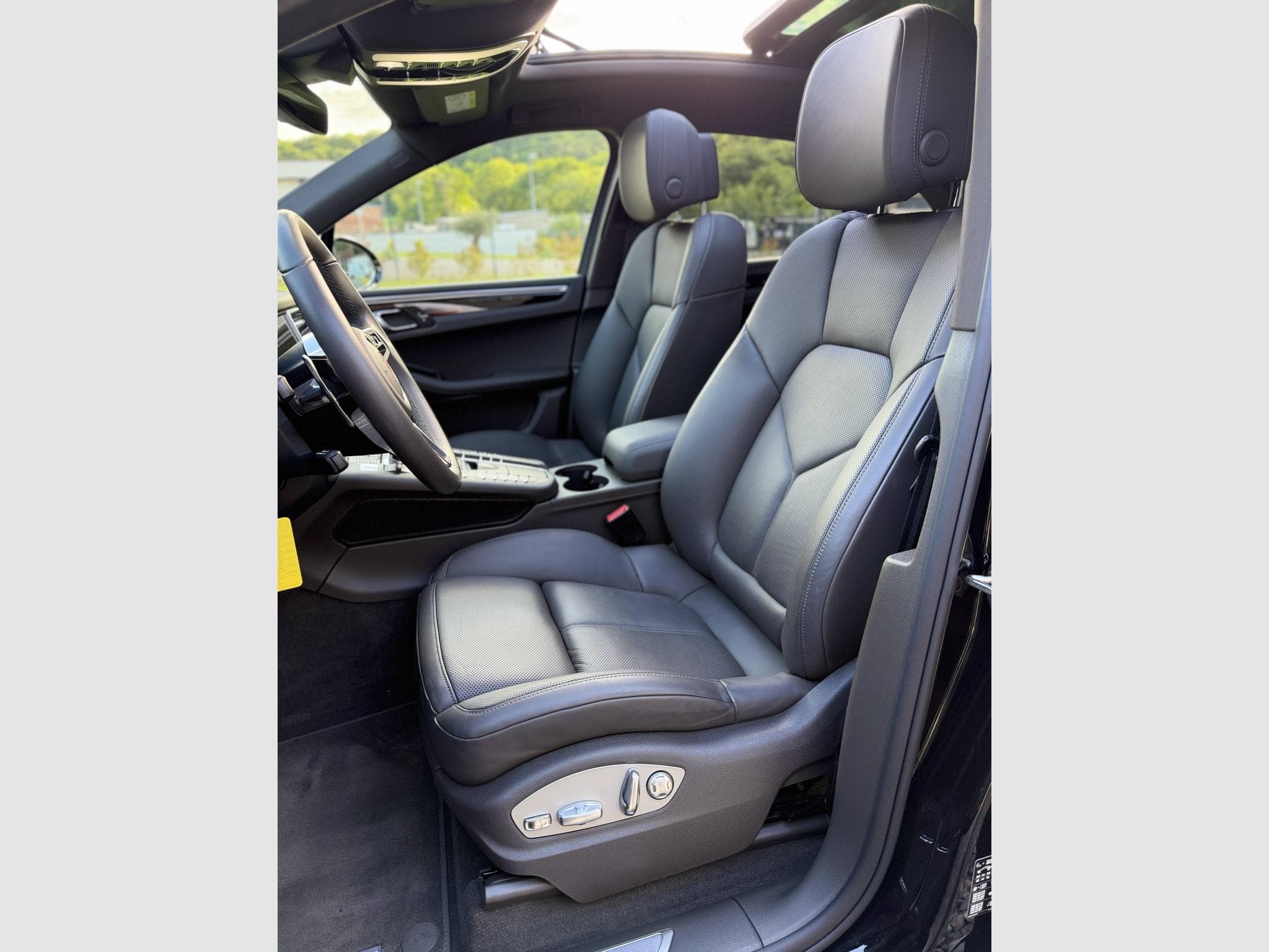 Porsche Macan S 3.0 V6 354ch – 1ère Main, Très Belle Configuration, Malus (2019) - Photo 33