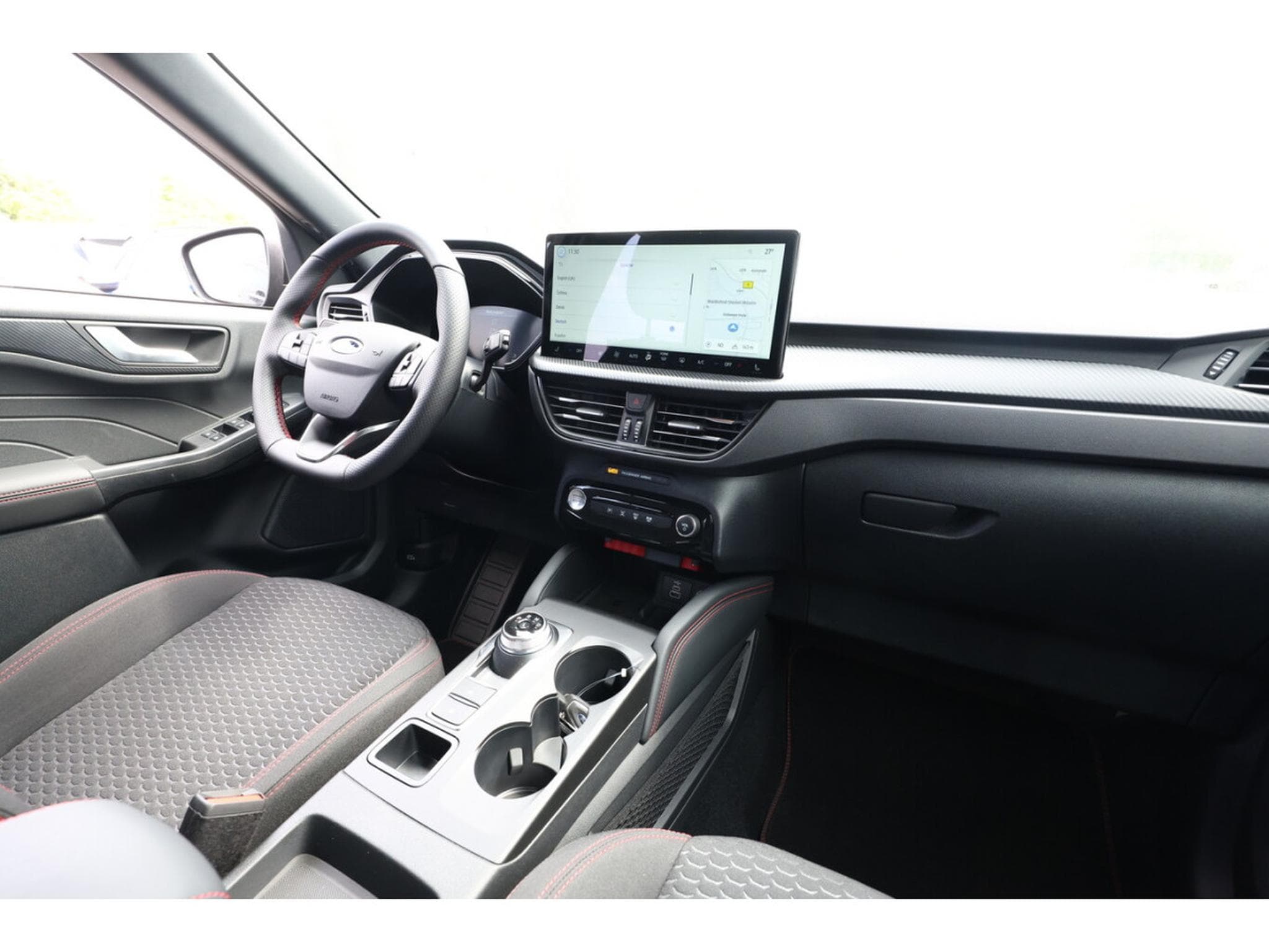 Ford Kuga 2.5 PHEV 242 Auto ST-Line (2026) - Photo 9