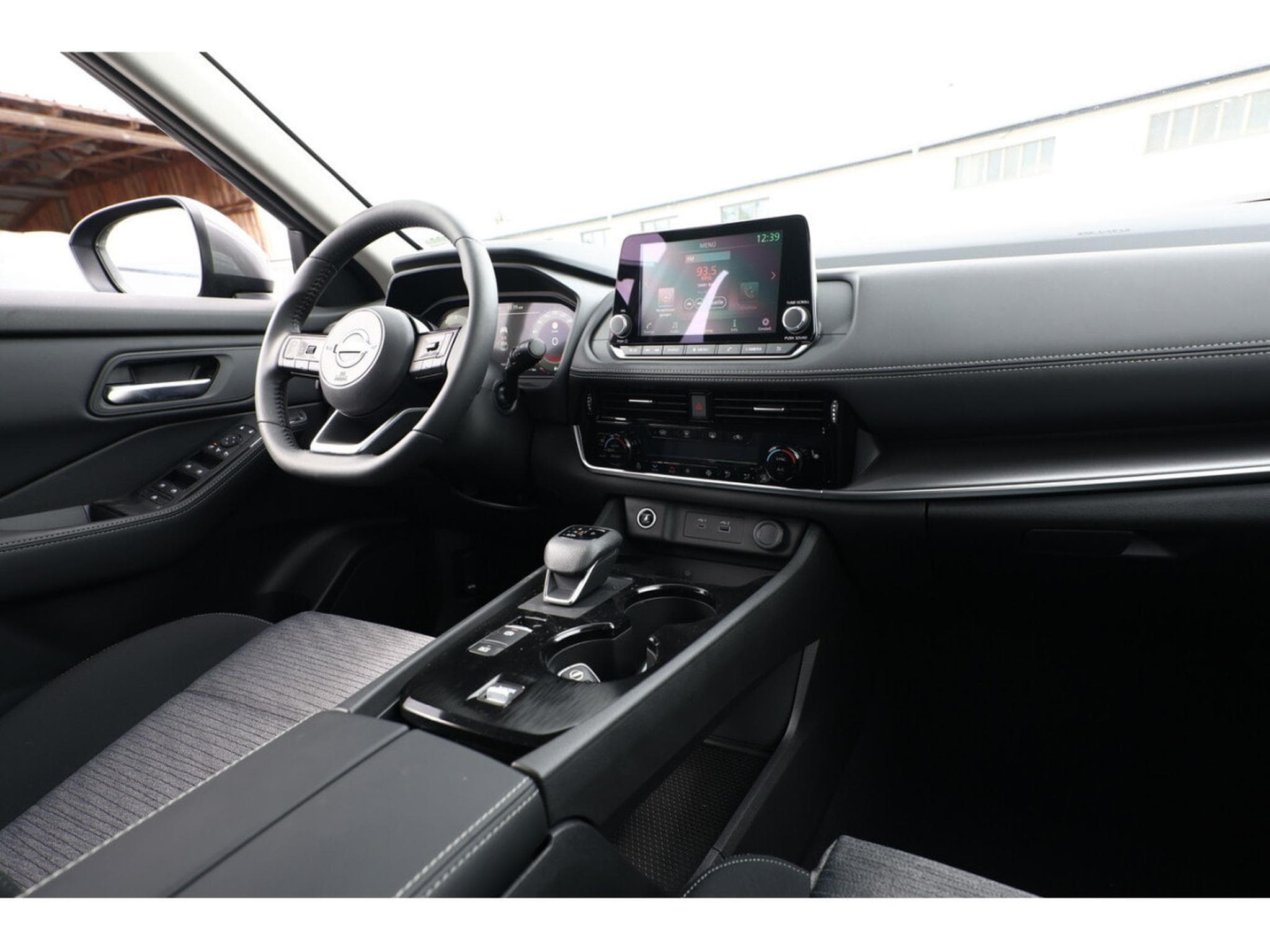Nissan X-Trail 1.5 VC-T MHEV 163 AUTO Acenta (2026) - Photo 10