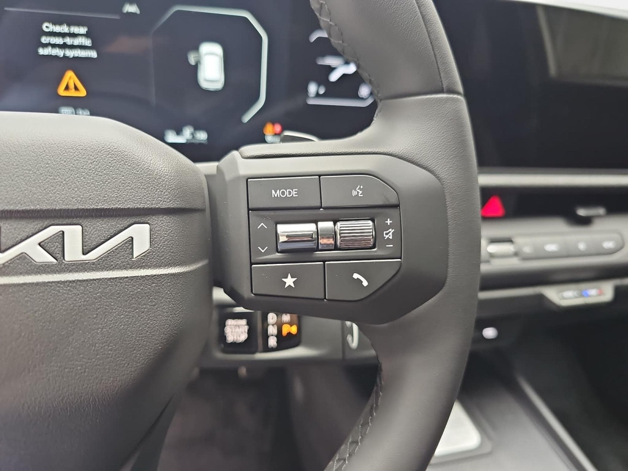 Kia Seltos 1.6 T-GDI 180 DCT AWD X-LINE (2026) - Photo 11