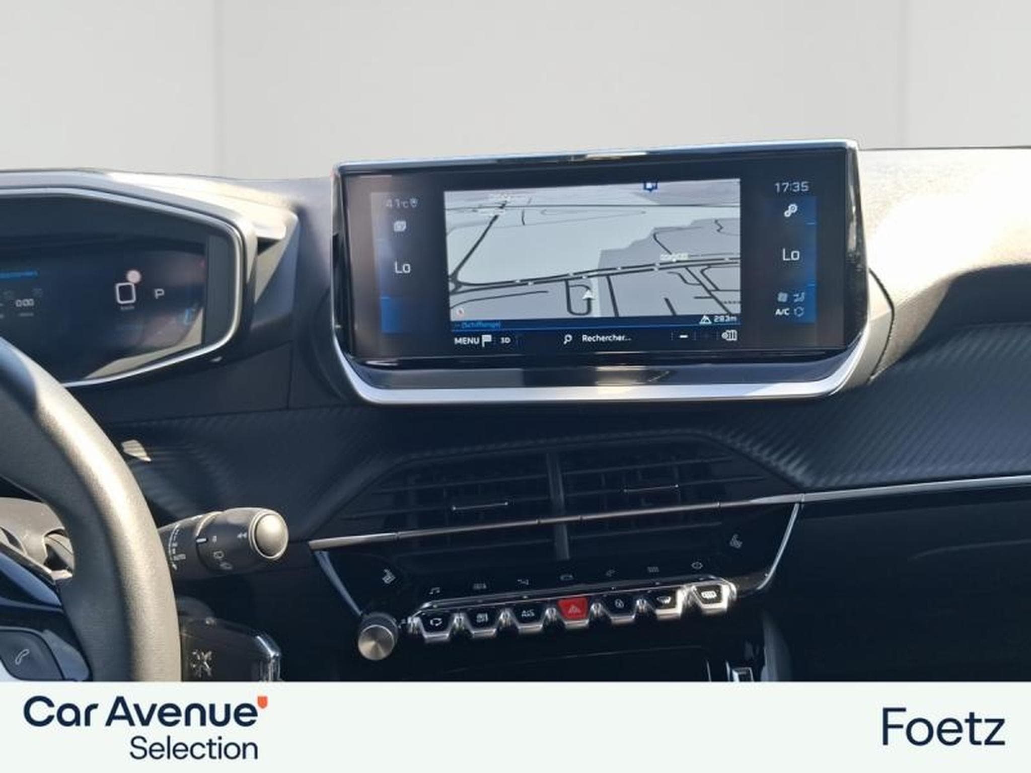 PEUGEOT 2008 1.2 PureTech 130ch S&S Allure Pack EAT8 (2023) - Photo 12