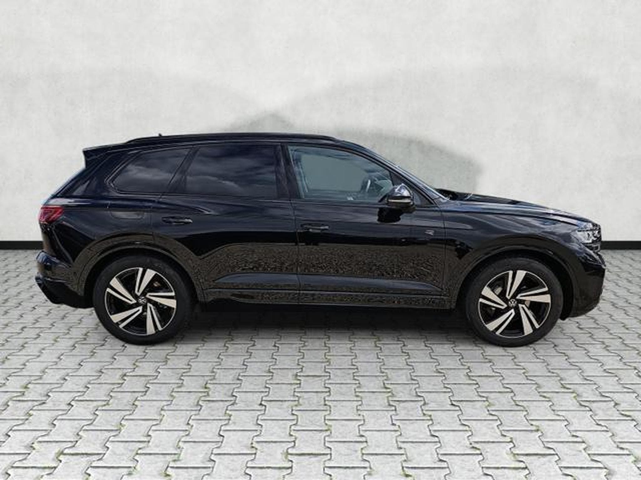VW Touareg 3.0 TDI 210 kW 4Motion R-Line (2026) - Photo 8