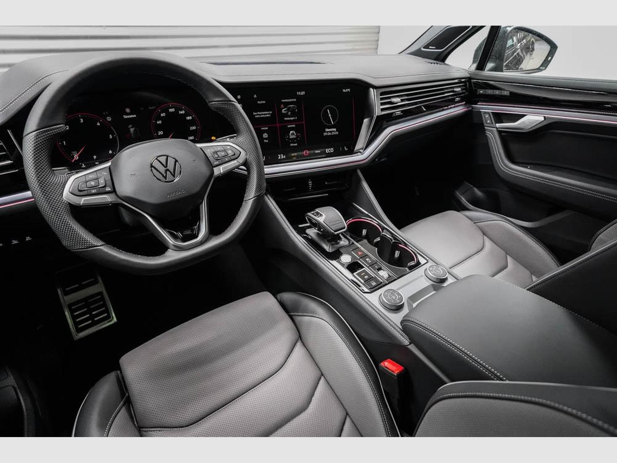 VW Touareg 3,0 V6 TDI (2026) - Photo 7