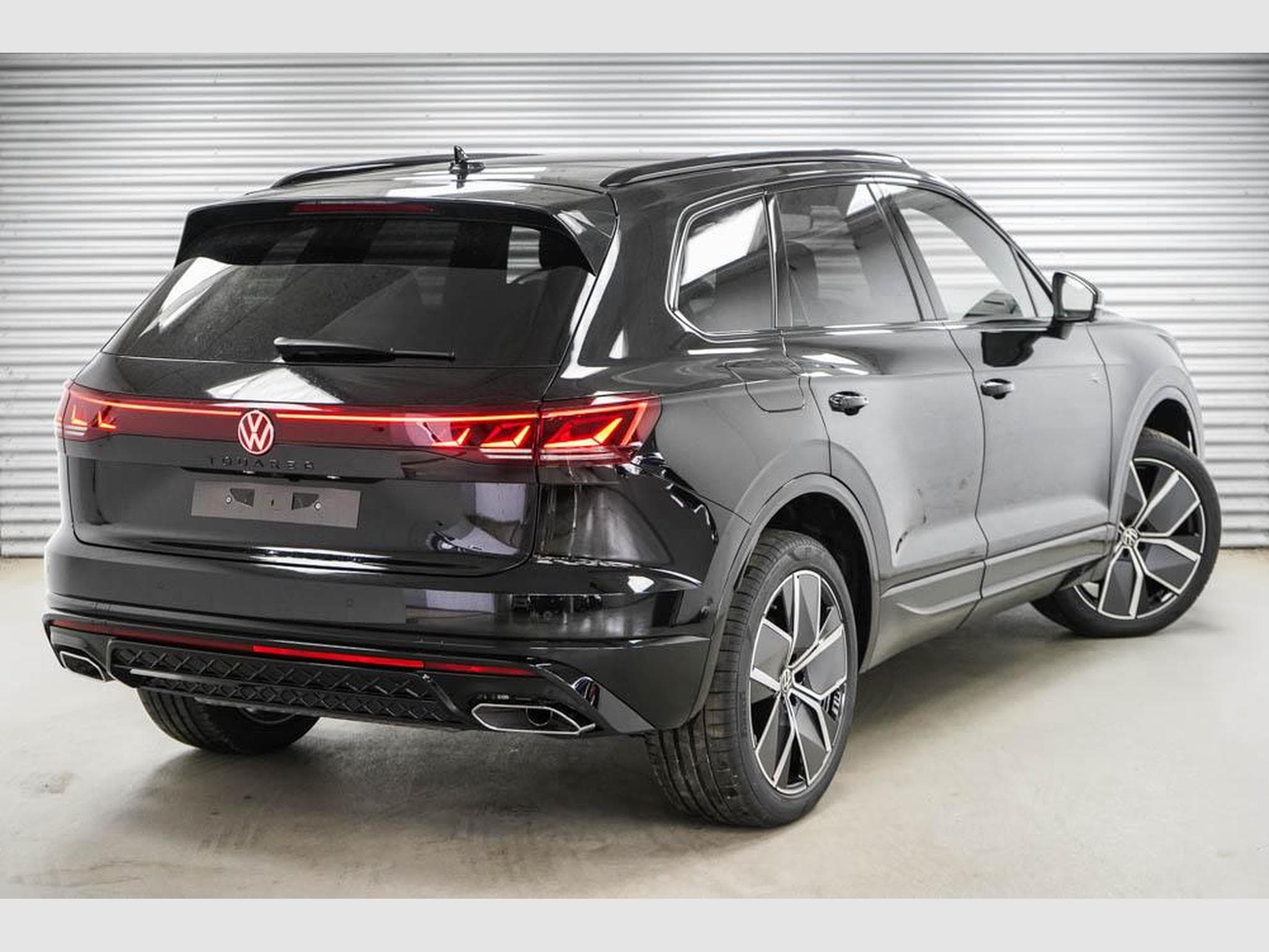 VW Touareg 3,0 V6 TDI (2026) - Photo 3