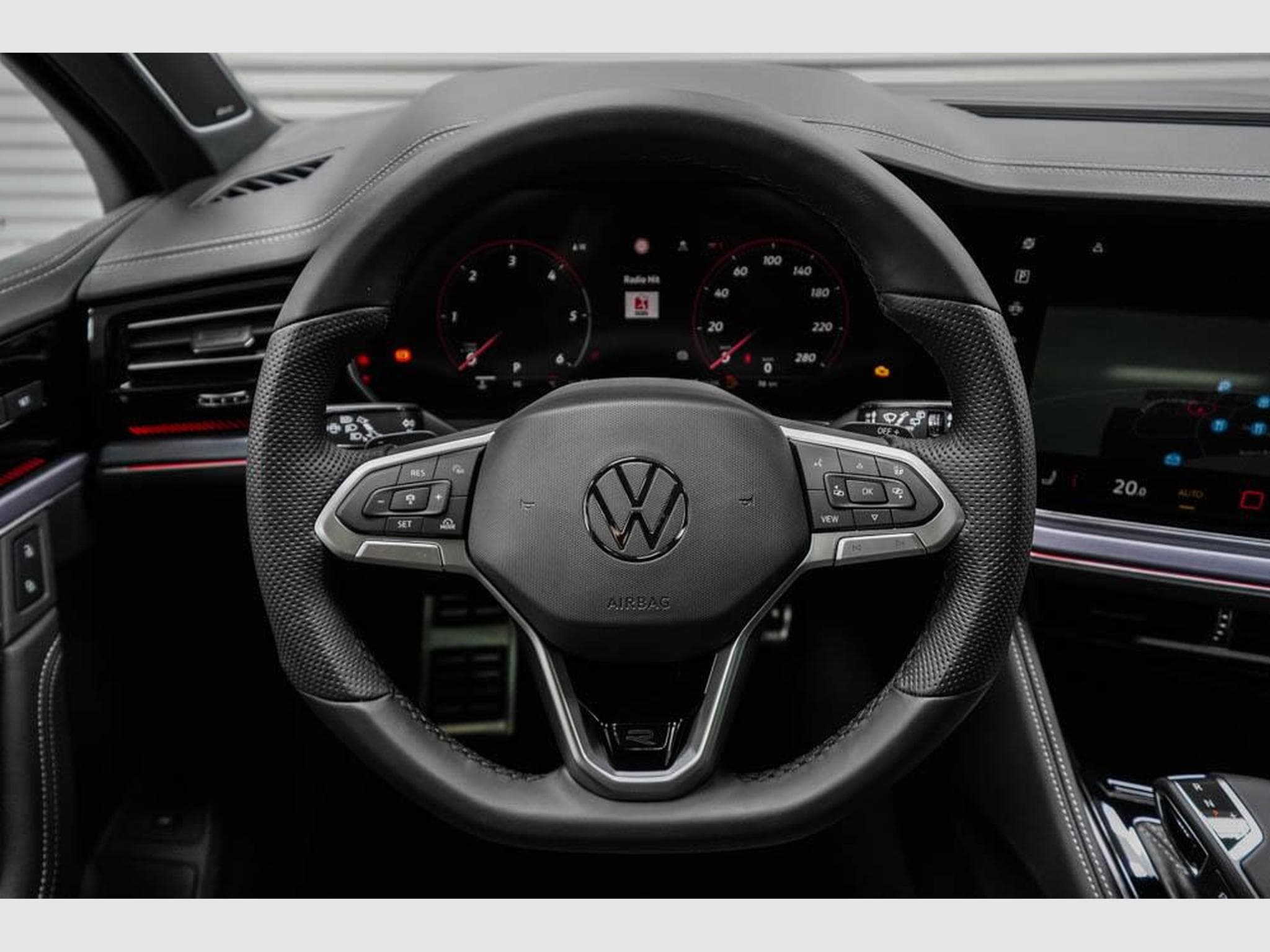 VW Touareg 3,0 V6 TDI (2026) - Photo 9