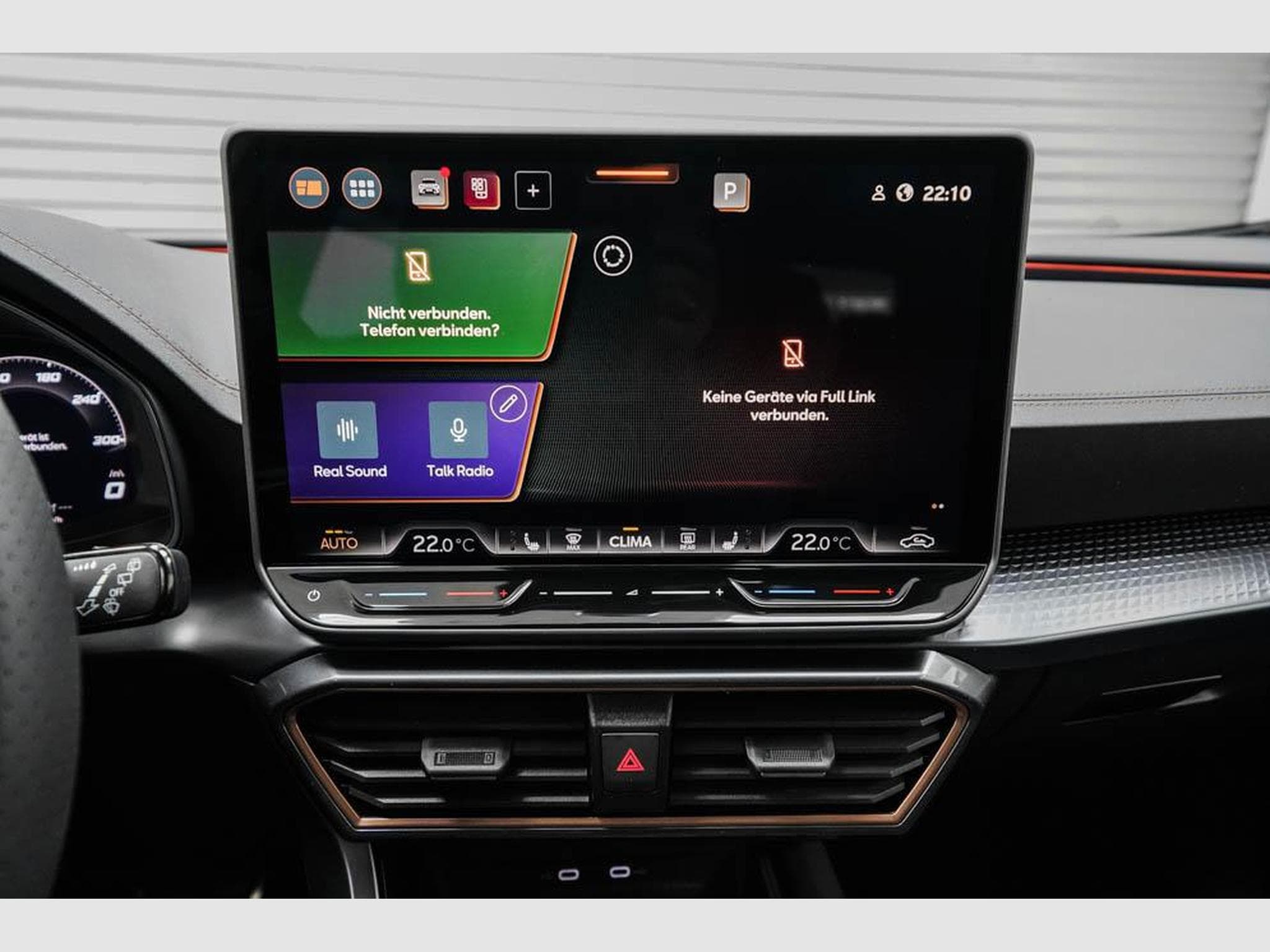 Cupra Formentor 1,5 eTSI DSG (2026) - Photo 13