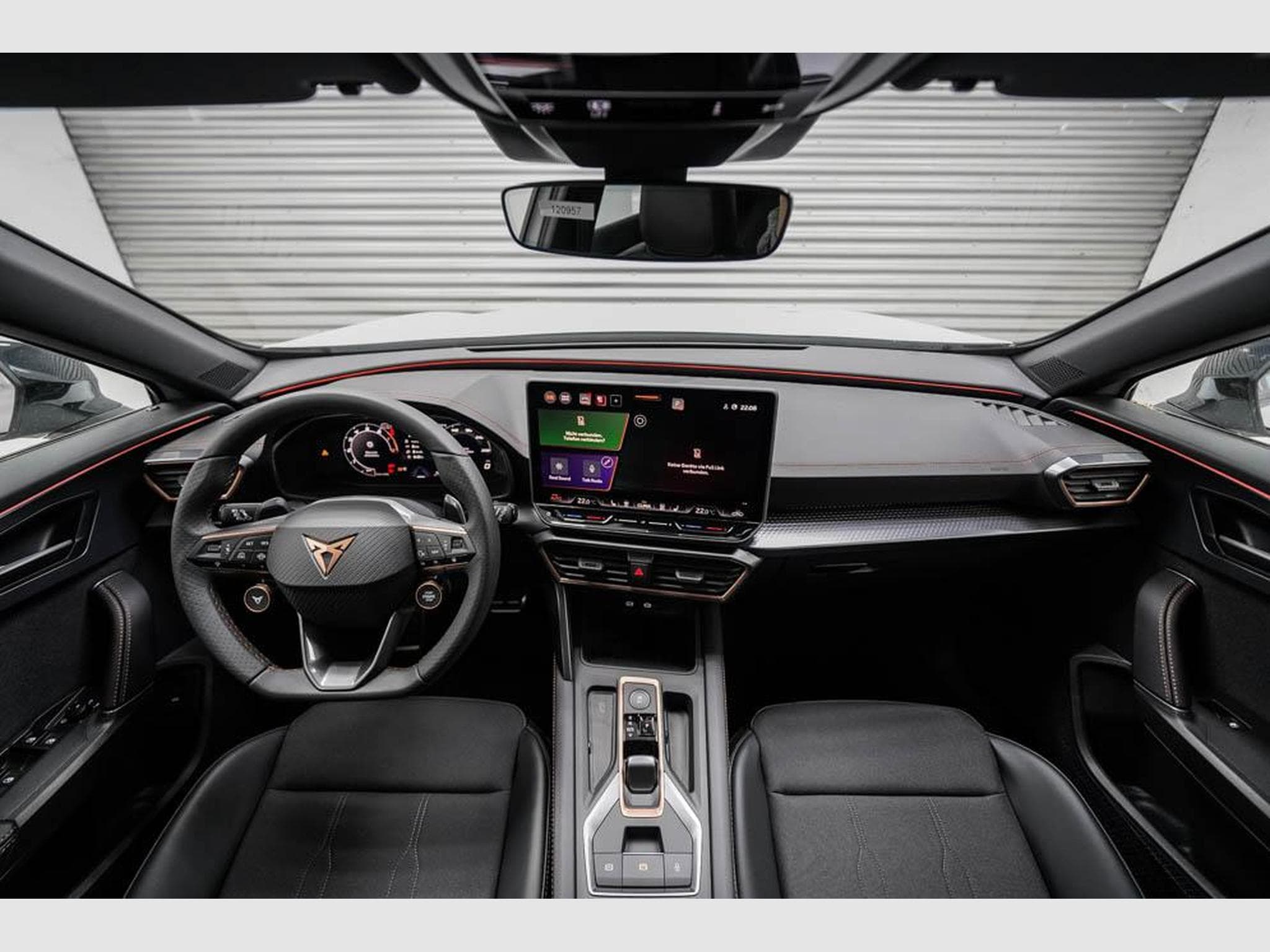 Cupra Formentor 1,5 eTSI DSG (2026) - Photo 6