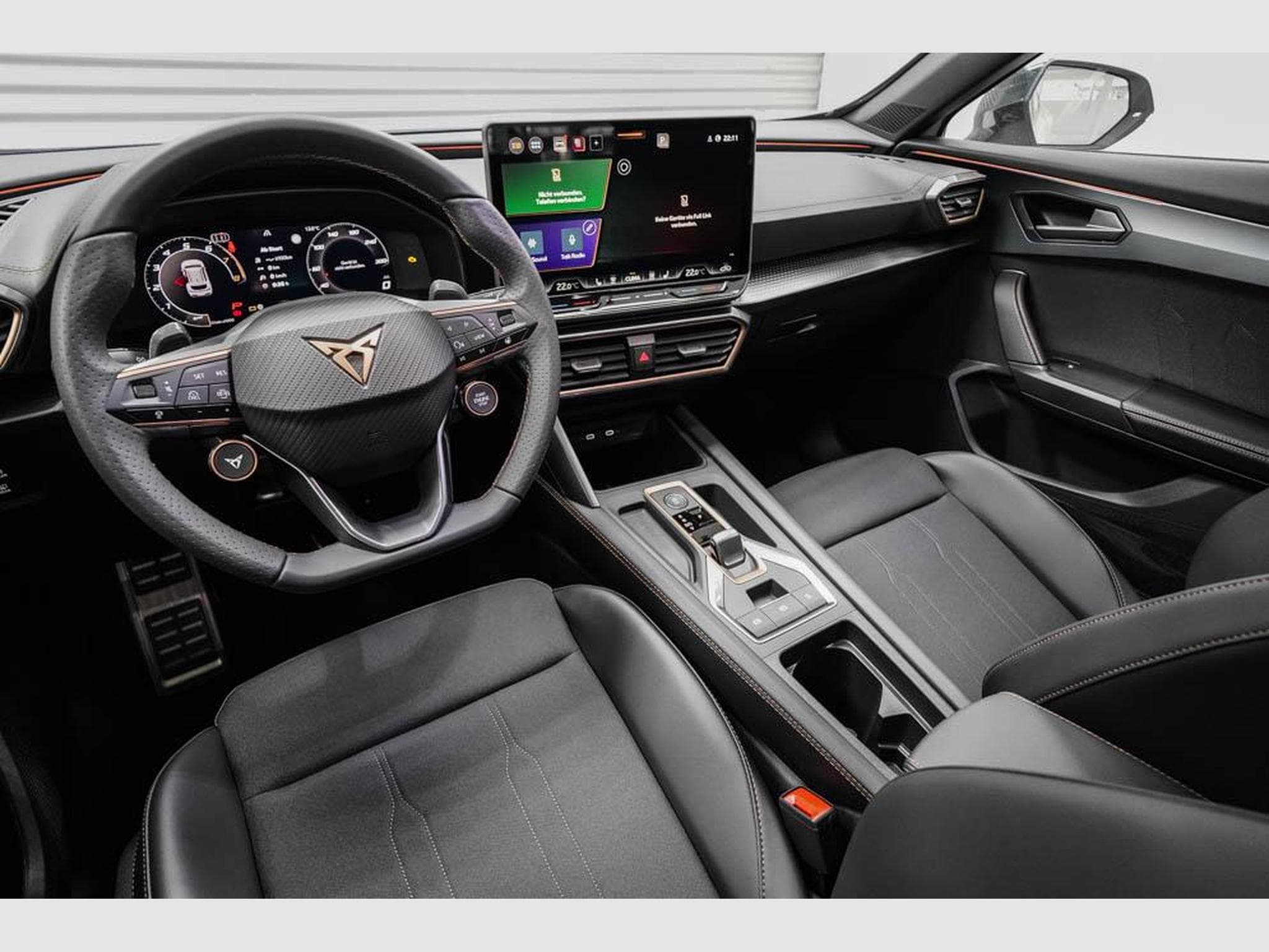 Cupra Formentor 1,5 eTSI DSG (2026) - Photo 7
