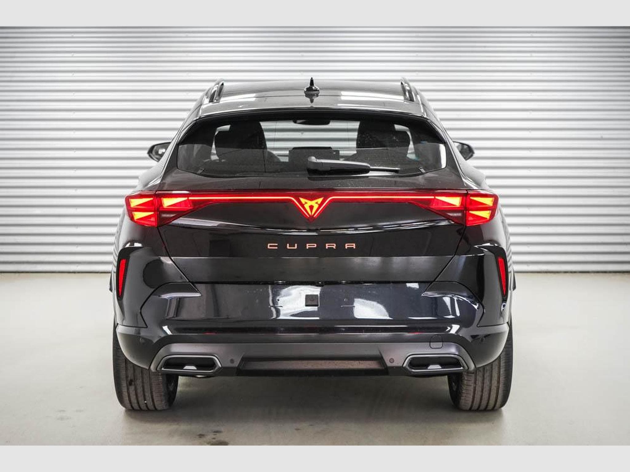 Cupra Formentor 1,5 eTSI DSG (2026) - Photo 4