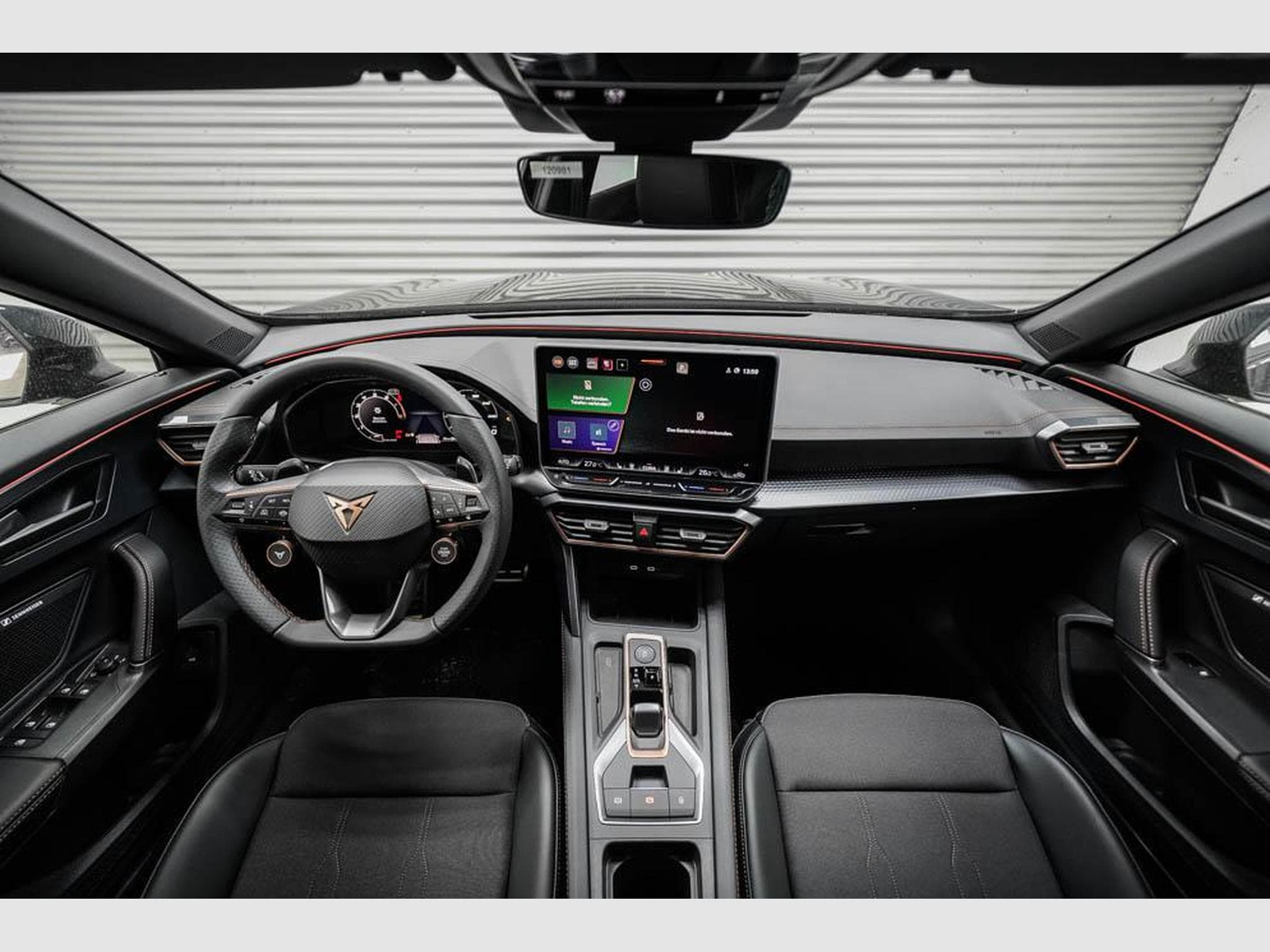 Cupra Formentor 1,5 eTSI DSG (2026) - Photo 6