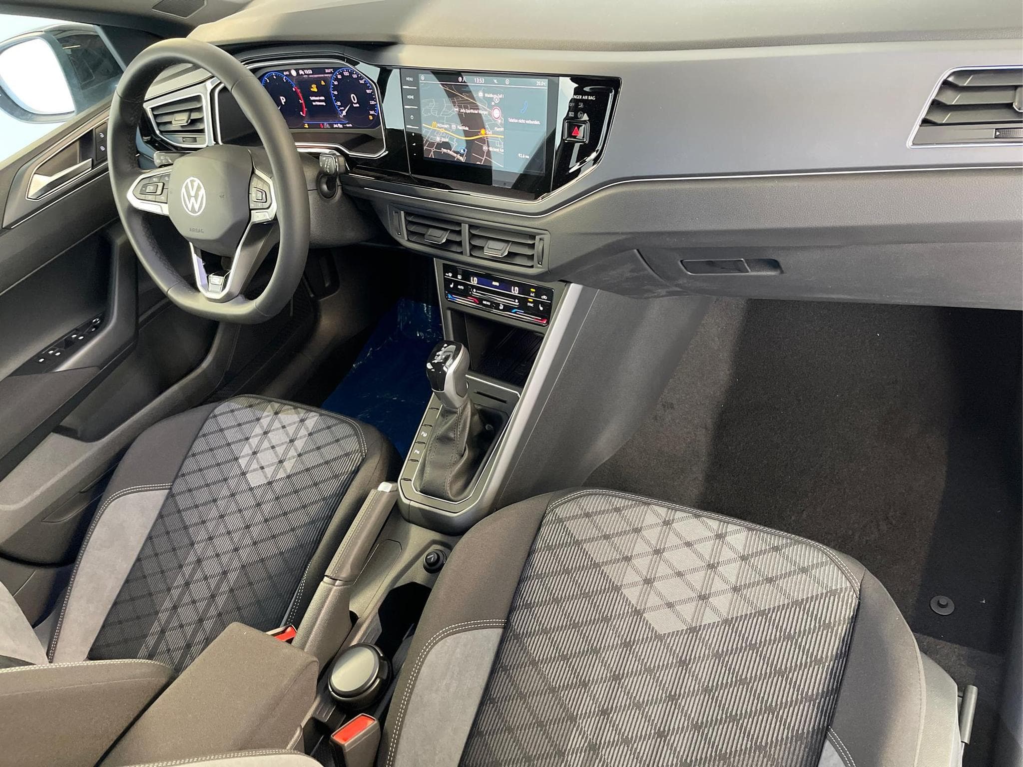VW Taigo R-Line (2026) - Photo 13