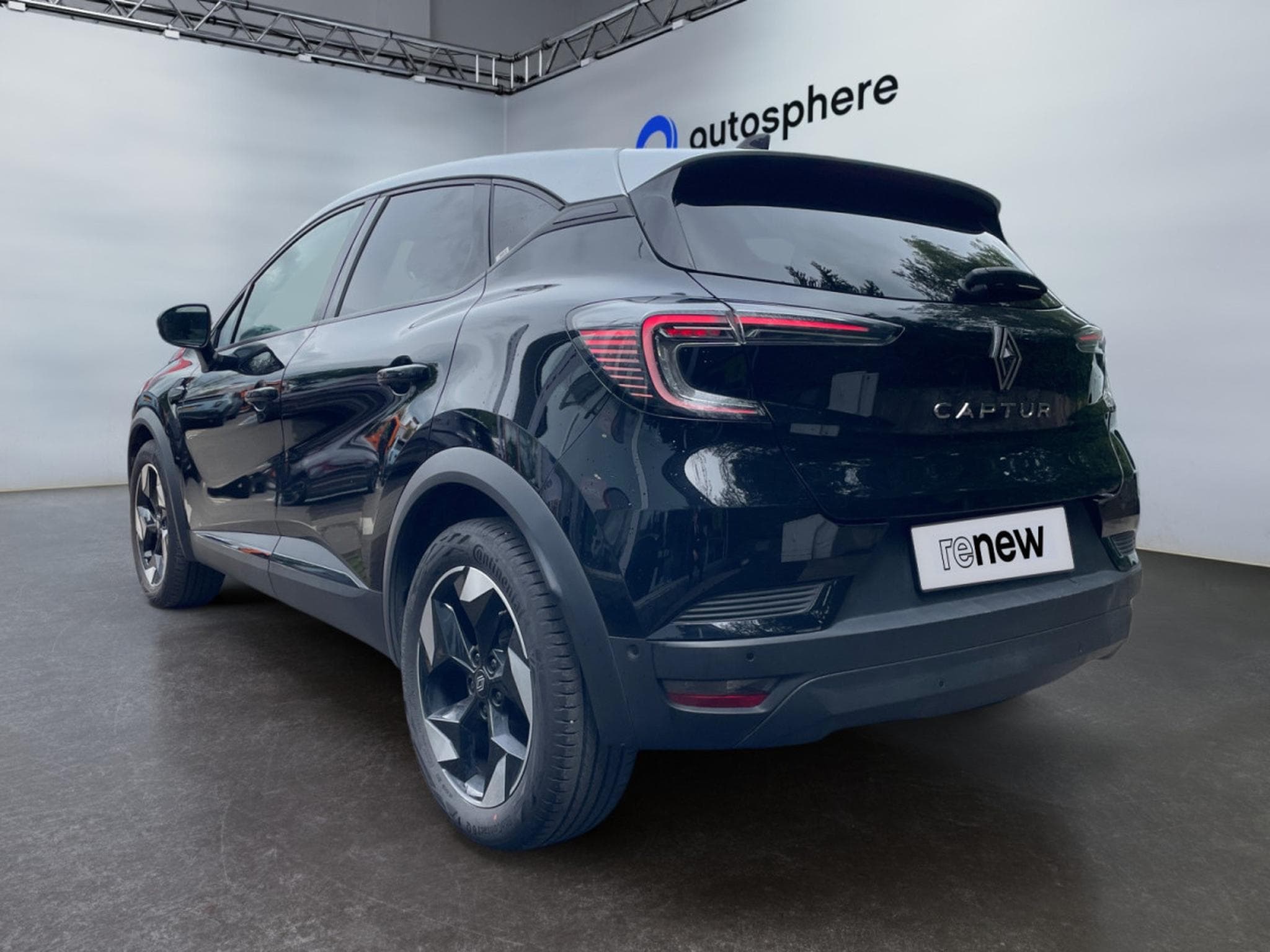Renault Captur 1.6 Tce E-TECH Hybrid Techno EDC (2025) - Photo 3