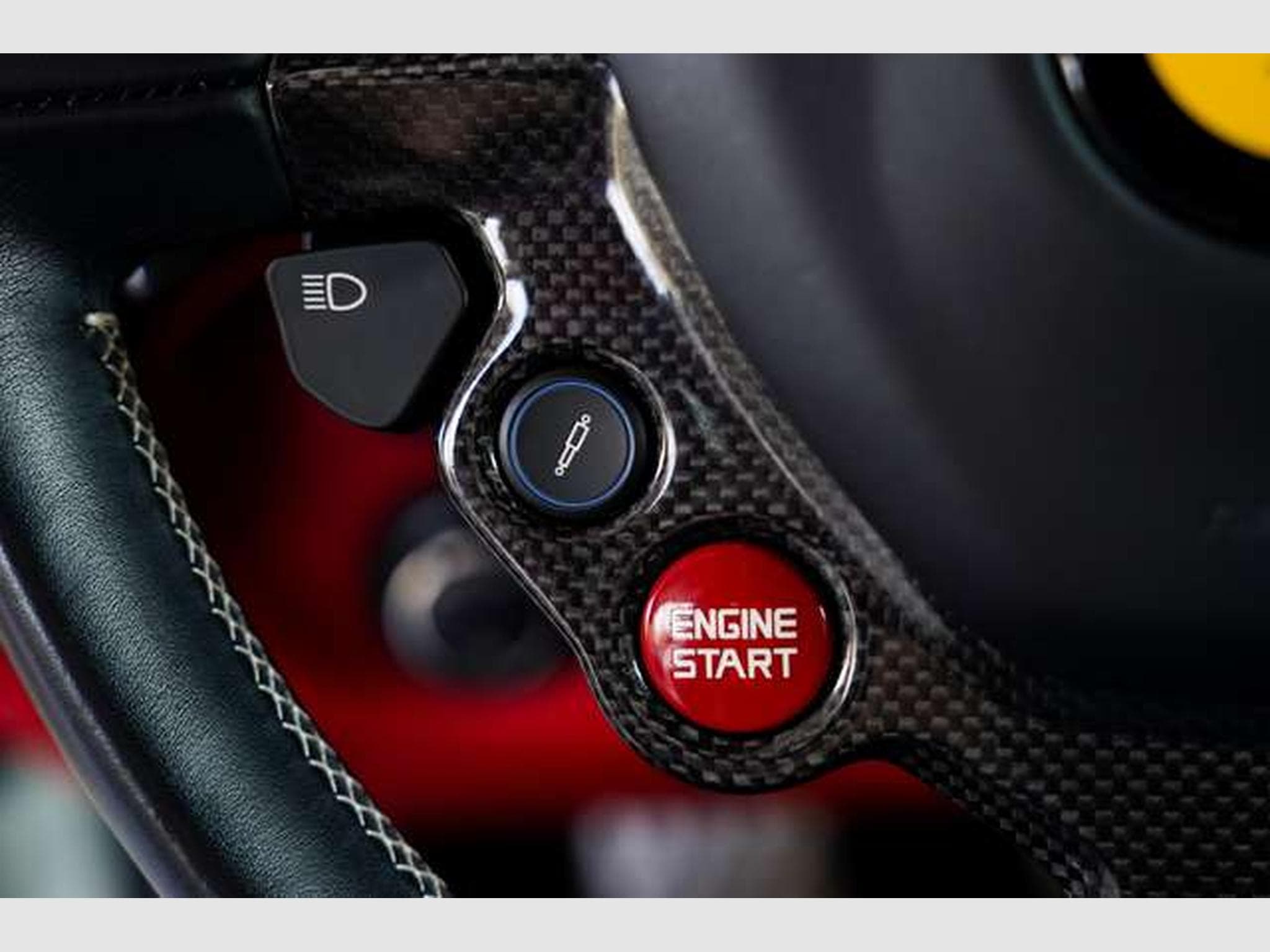 Ferrari F12 Berlinetta Berlinetta *Einzelstück *Carbon *Lift *22 * (2015) - Photo 28