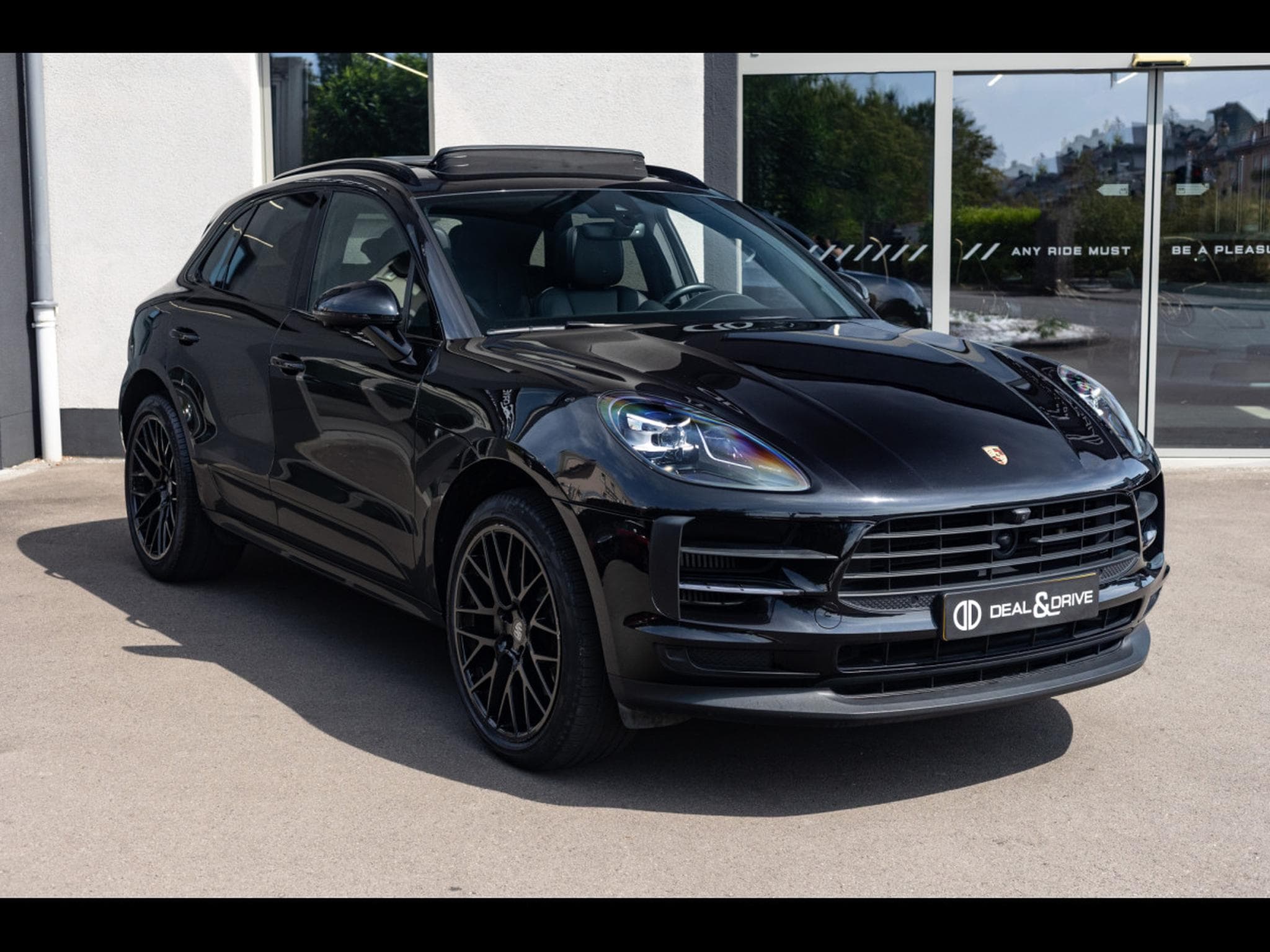 Porsche Macan II 3.0 S PDK (354 CH) – JET BLACK METALLIC (2020) - Photo 6