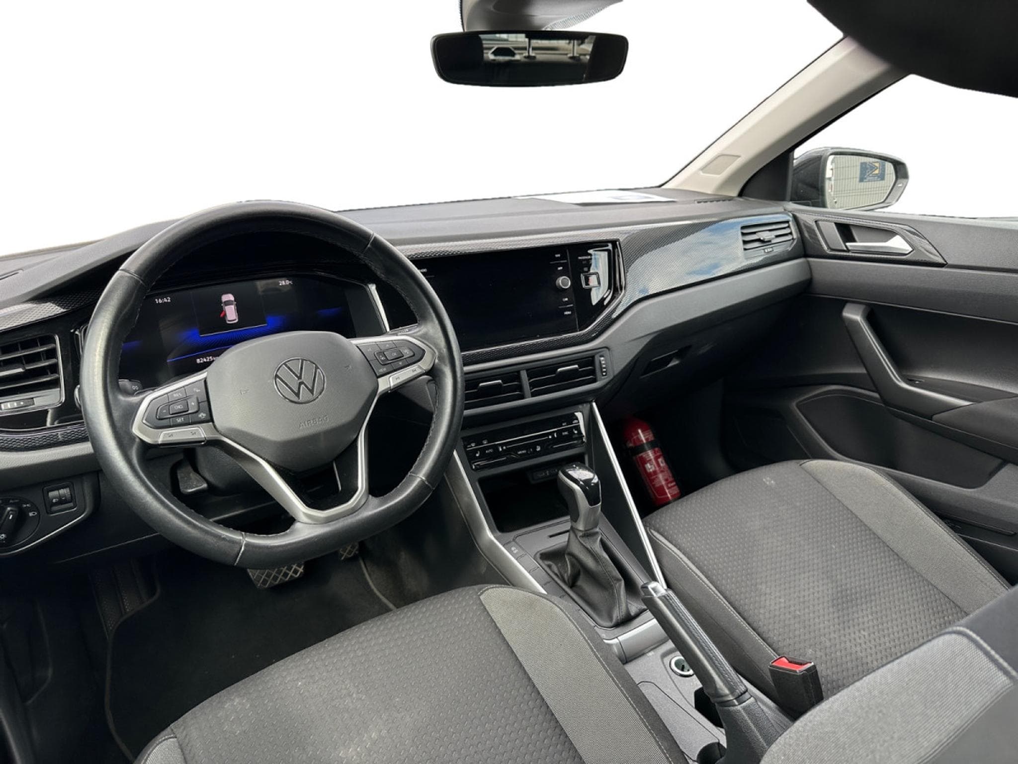 VW Polo 1.0 DSG Life (2024) - Photo 6