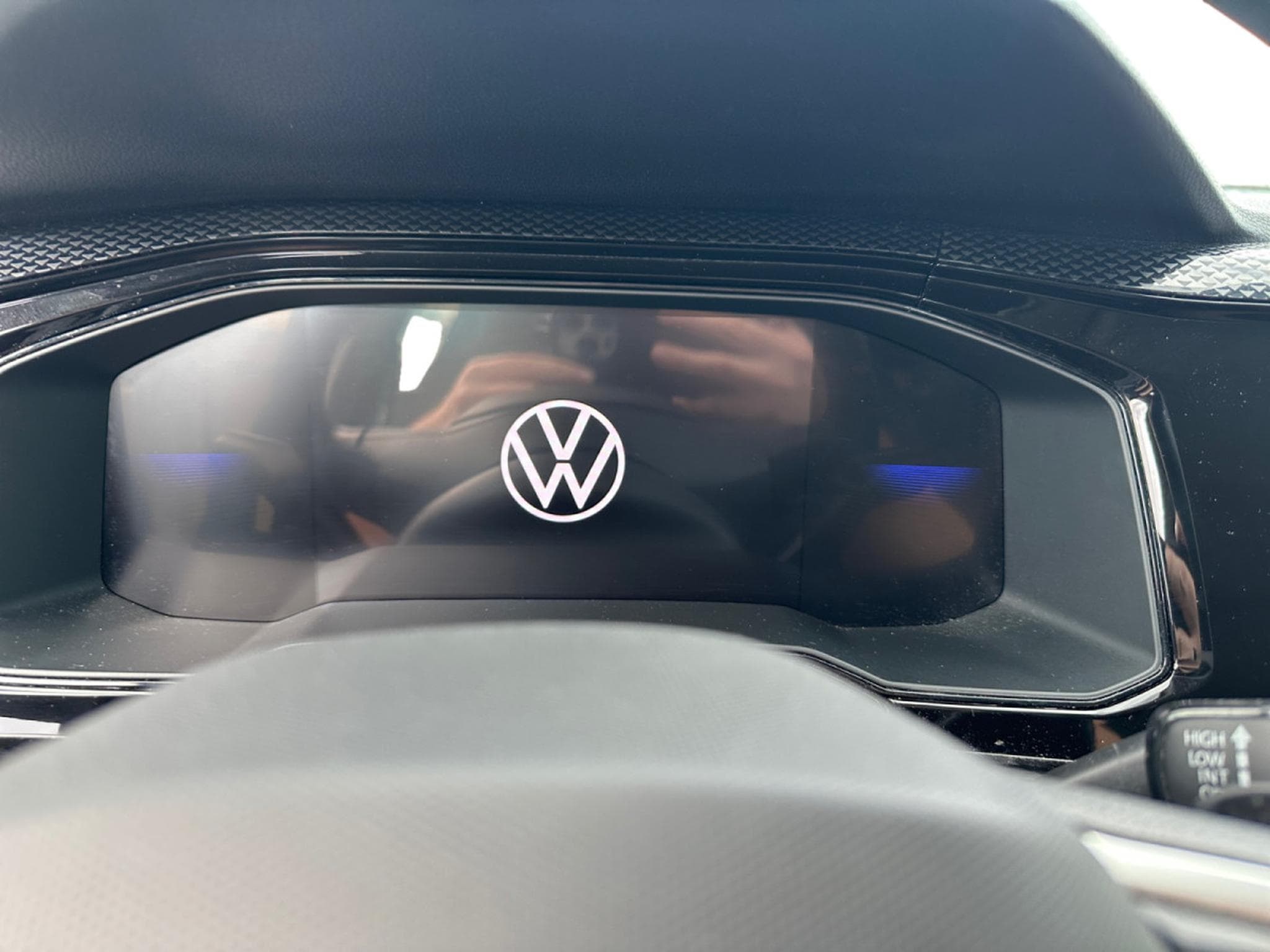 VW Polo 1.0 DSG Life (2024) - Photo 8