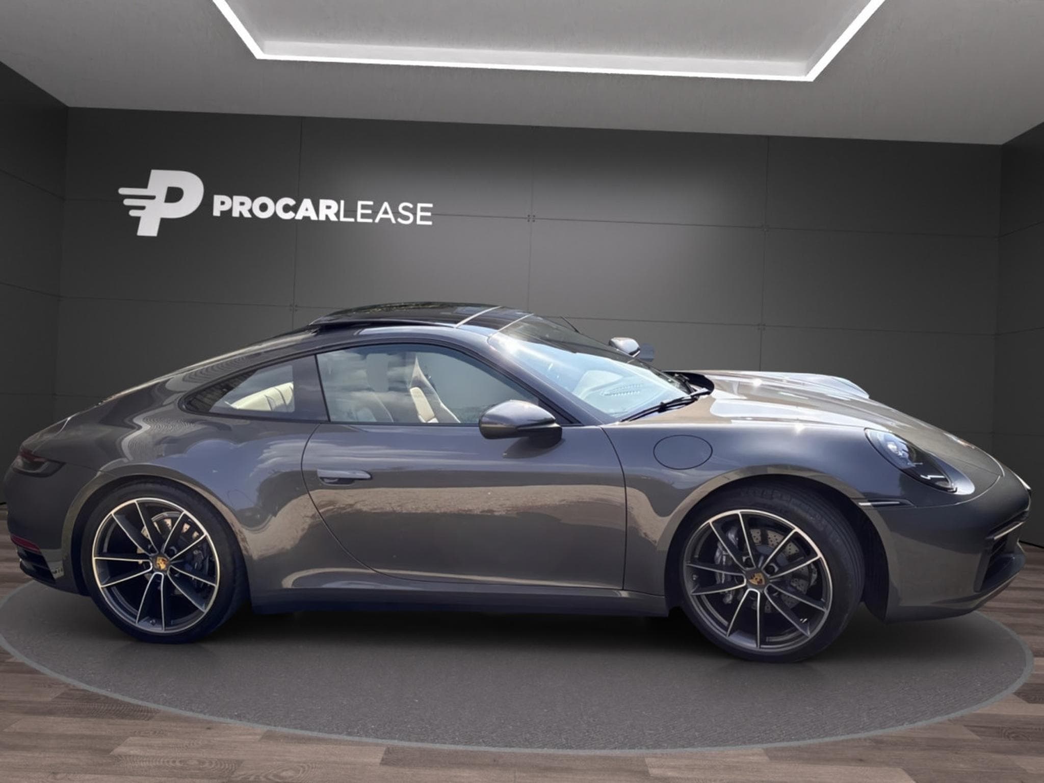 Porsche 911 992 CARRERA 4 (2023) - Photo 3