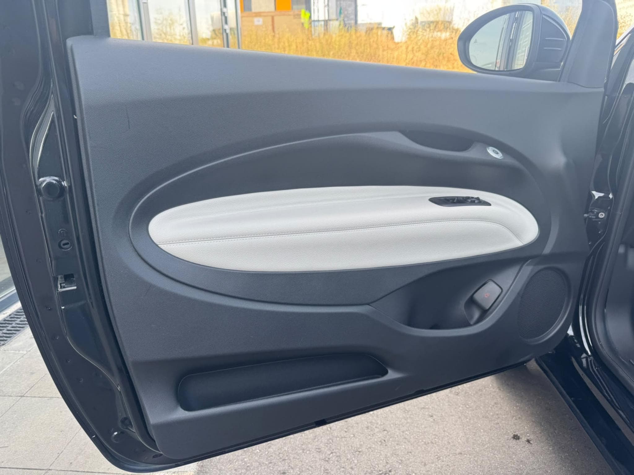 Fiat 500 500 e La Prima/Cabriolet/Camera/Cuir/LED (2022) - Photo 11
