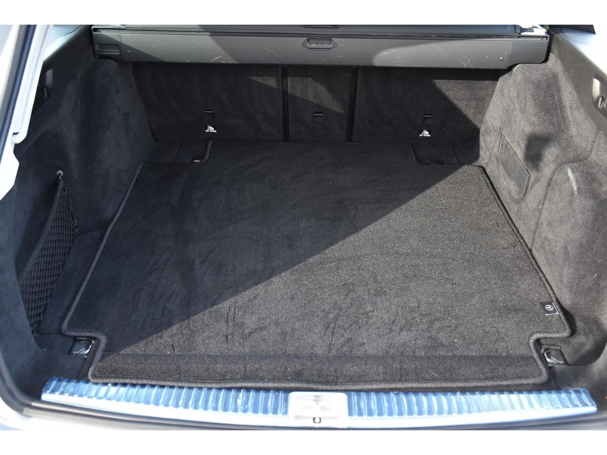 Mercedes E 200 CDI Break 9G-Tronic ANGLE MORT ATT REMORQUE CAM (2022) - Photo 23