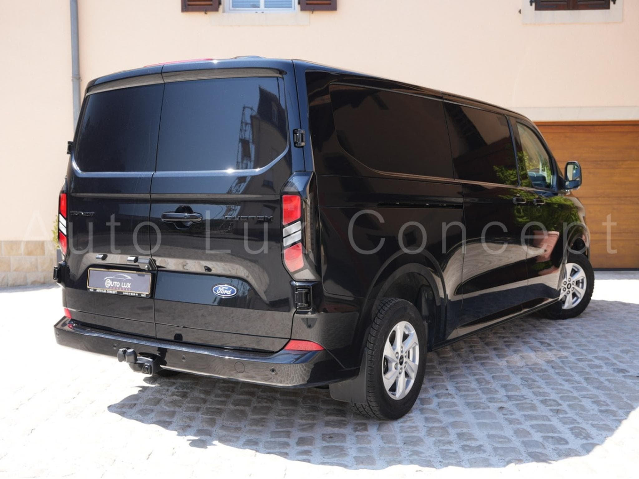 Ford Transit Fourgon 300 L2 Limited 2.0 EcoBlue 170 AT8 (2024) - Photo 3