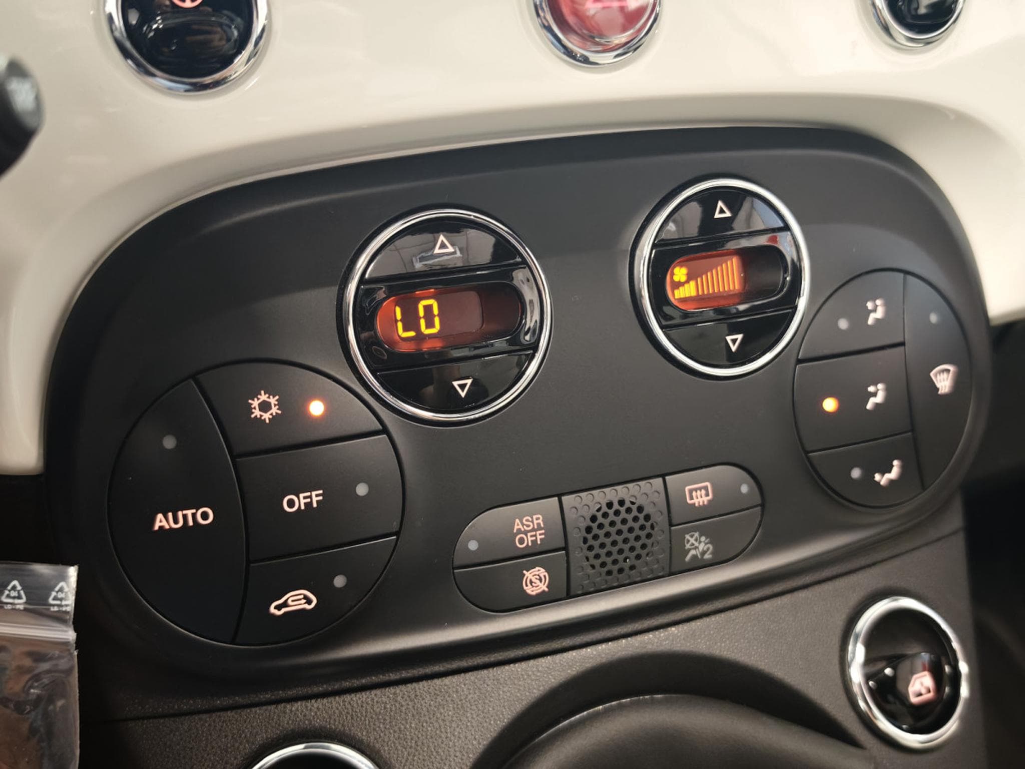 Fiat 500 Dolcevita 1.0 Hybride (2022) - Photo 20