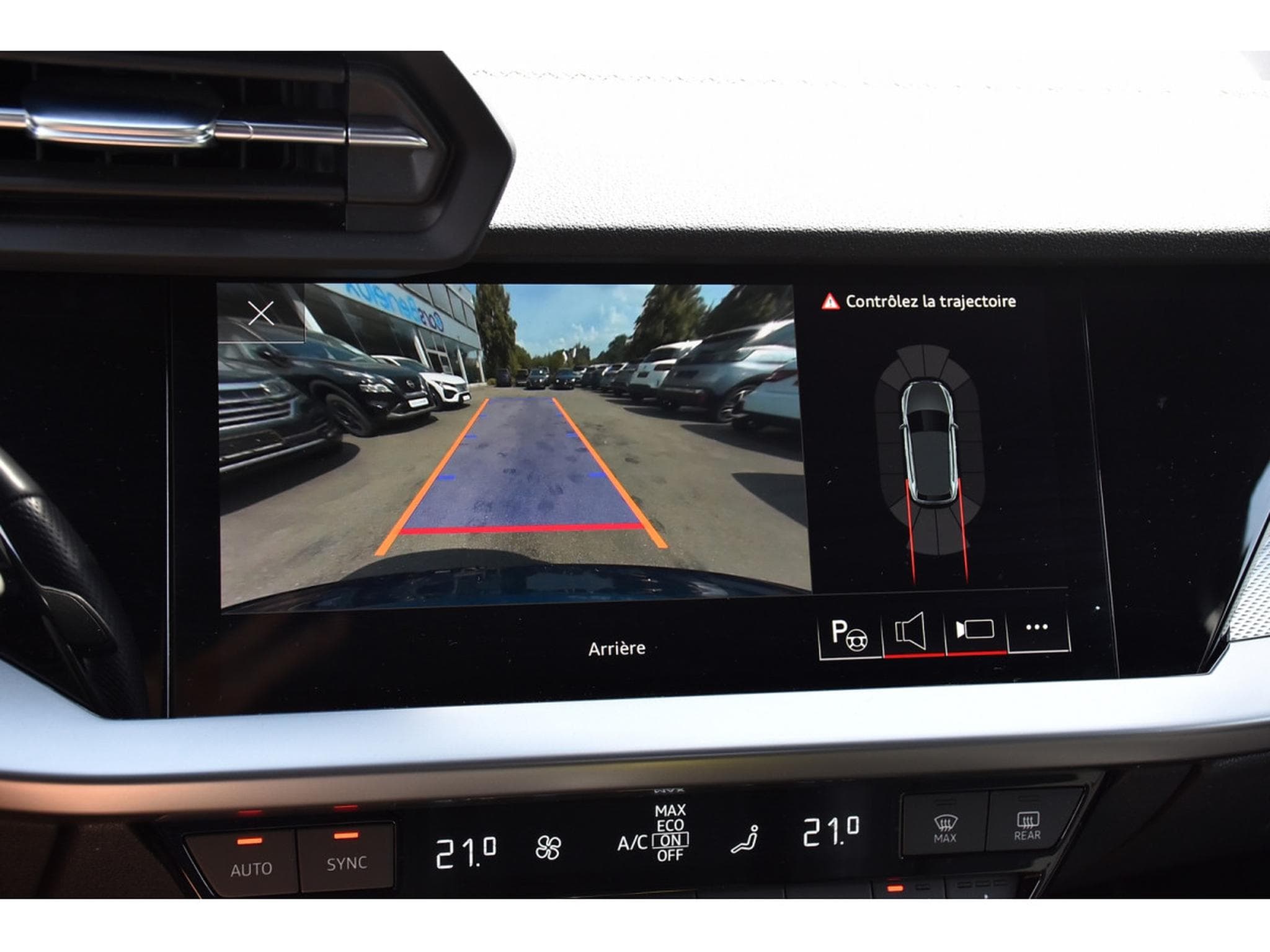 Audi A3 Sportback 40 TFSIe PHEV  S-Line S-Tronic ACC LANE CAM PARK (2023) - Photo 19
