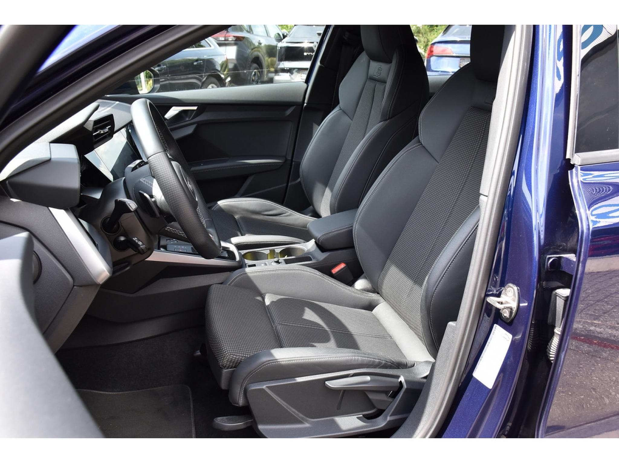 Audi A3 Sportback 40 TFSIe PHEV  S-Line S-Tronic ACC LANE CAM PARK (2023) - Photo 7