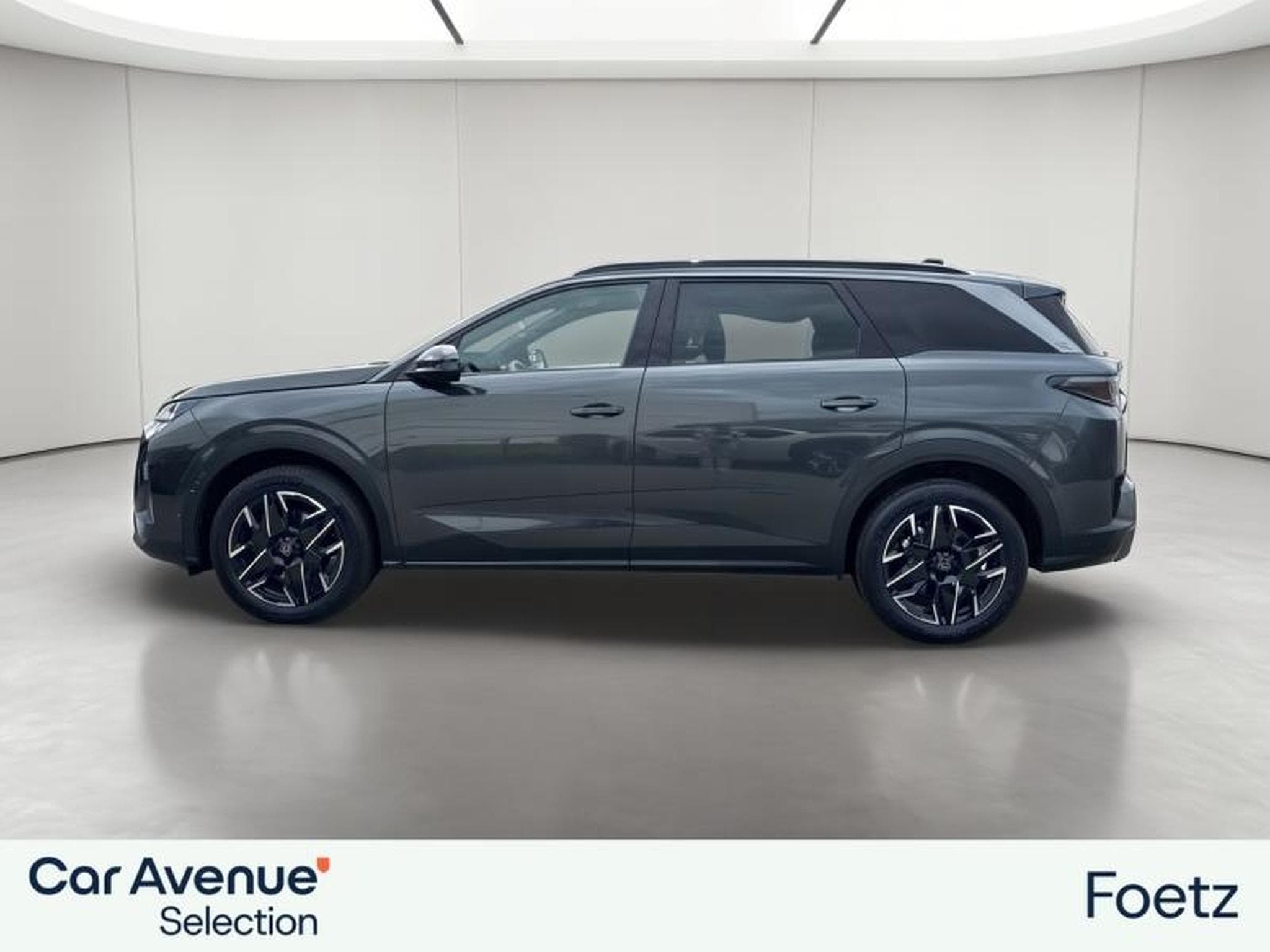 PEUGEOT 5008 Hybrid 145ch Allure e-DCS6 (2025) - Photo 2