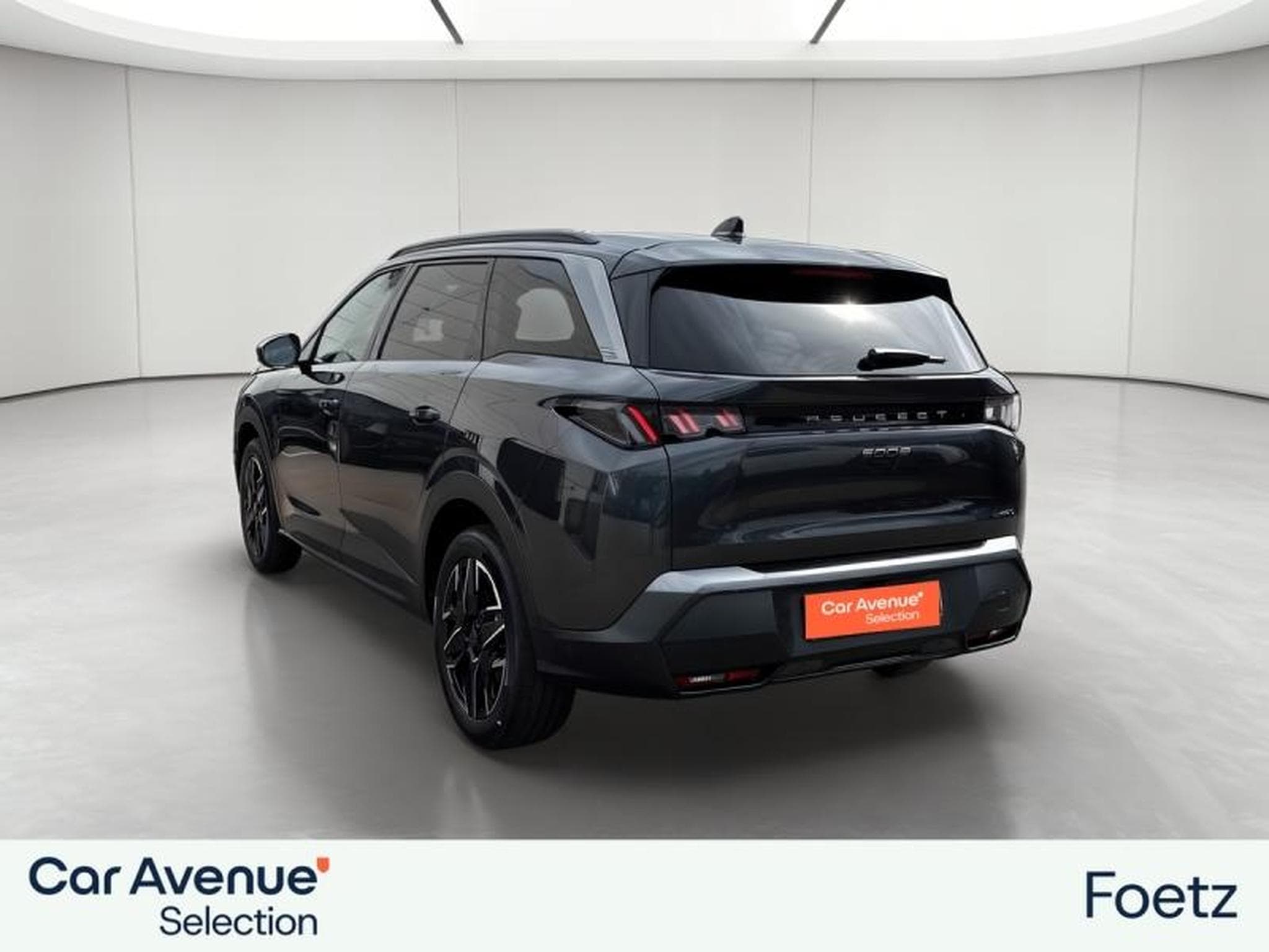 PEUGEOT 5008 Hybrid 145ch Allure e-DCS6 (2025) - Photo 8