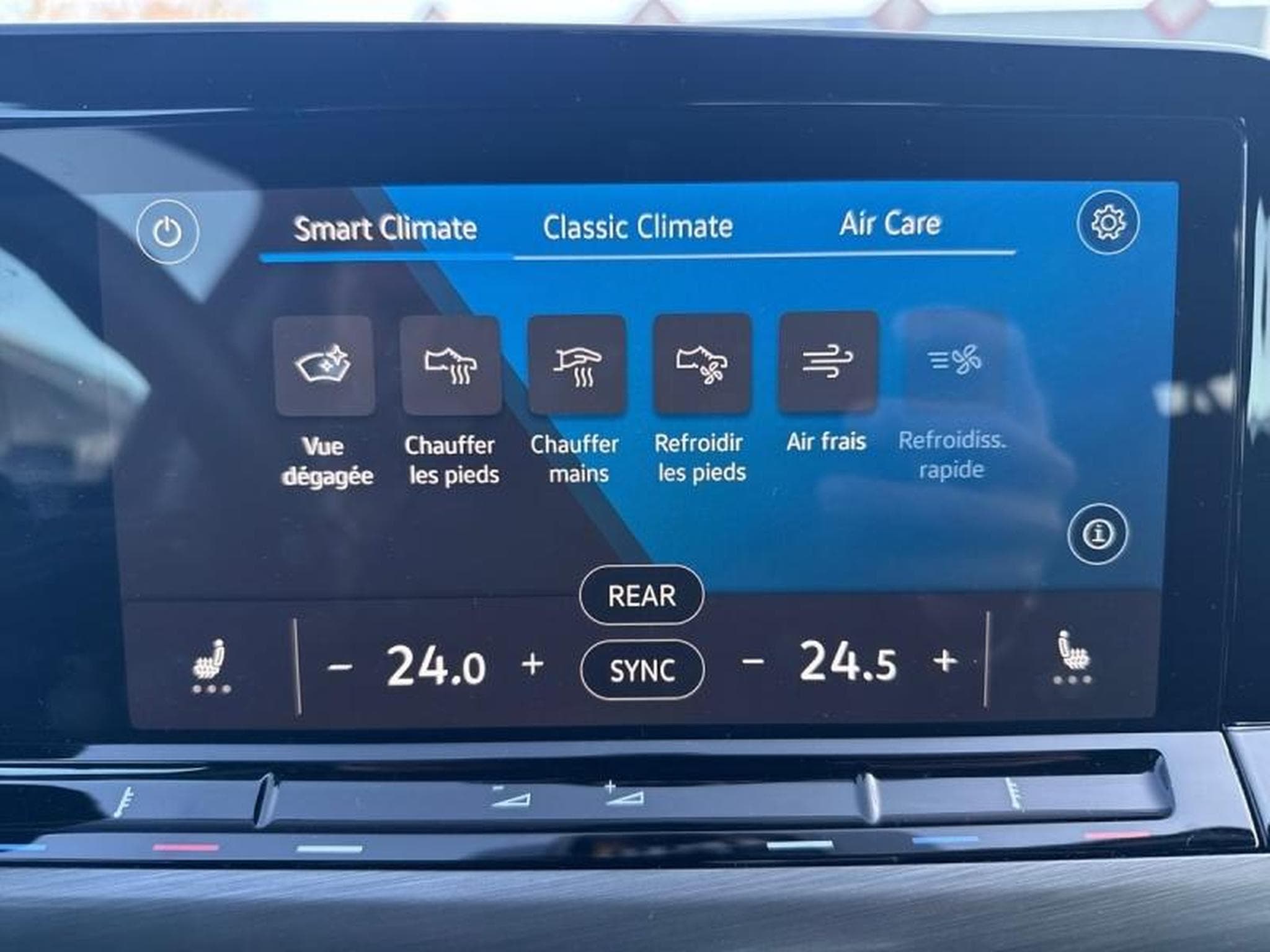 VW Golf 1.5 eTSI OPF 150ch Style DSG7 (2023) - Photo 9