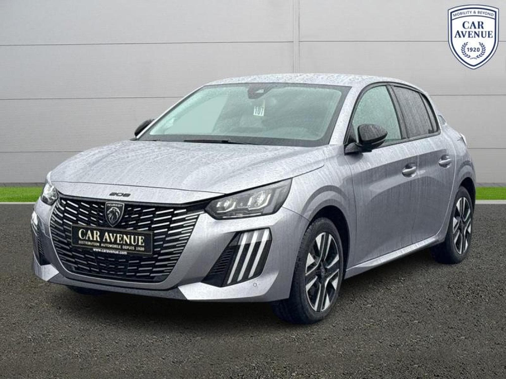 PEUGEOT 208 1.2 Hybrid 100ch Allure e-DCS6 (2024) - Photo 1