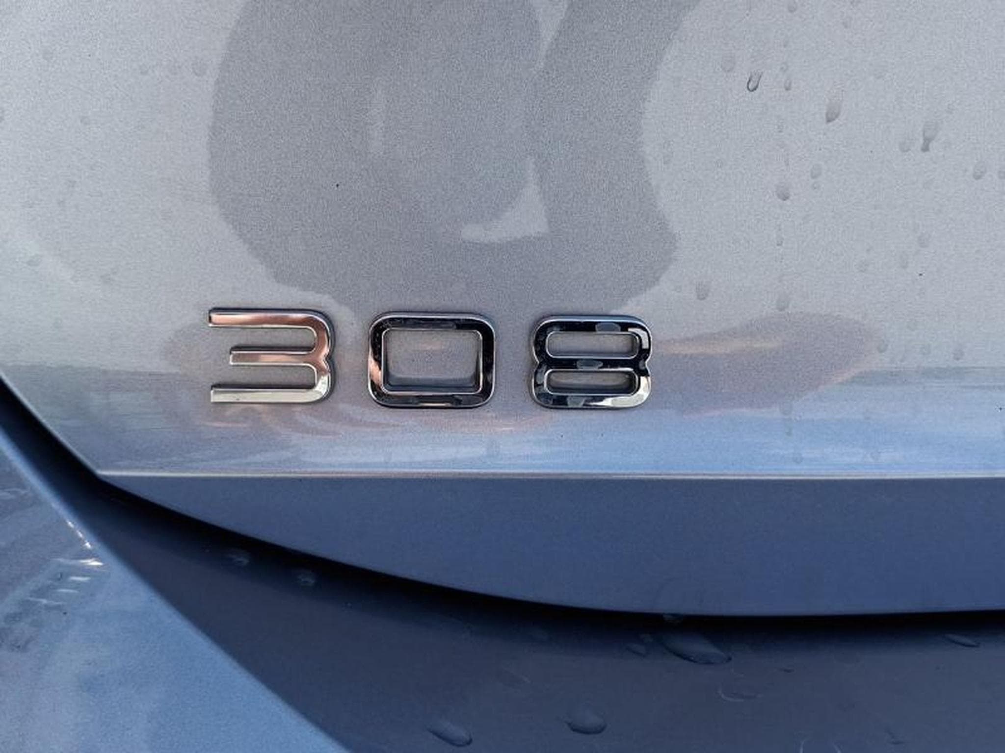 PEUGEOT 308 1.5 BlueHDi 130ch S&S Allure EAT8 (2024) - Photo 10