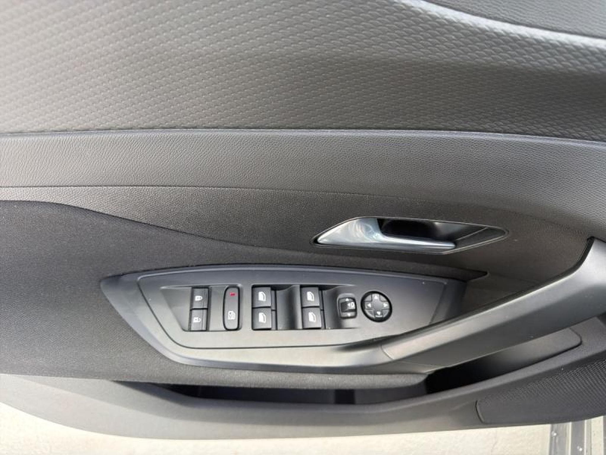 PEUGEOT 308 1.2 130ch S&S Active Pack (2024) - Photo 12