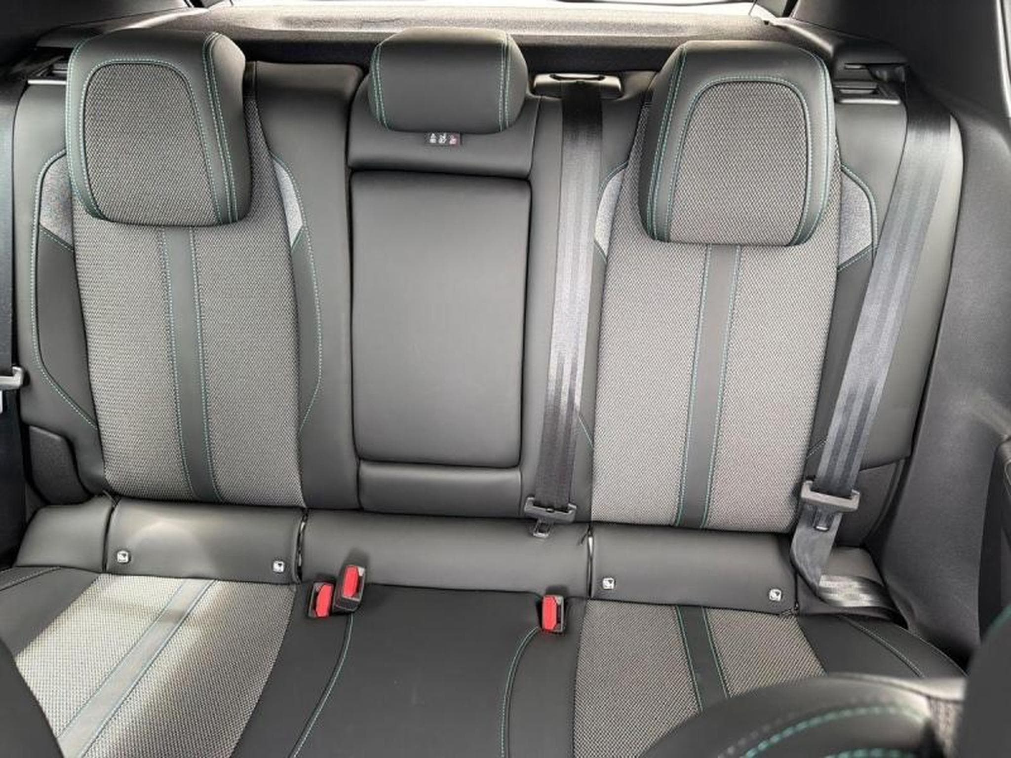 PEUGEOT 308 1.5 BlueHDi 130ch S&S Allure EAT8 (2024) - Photo 7
