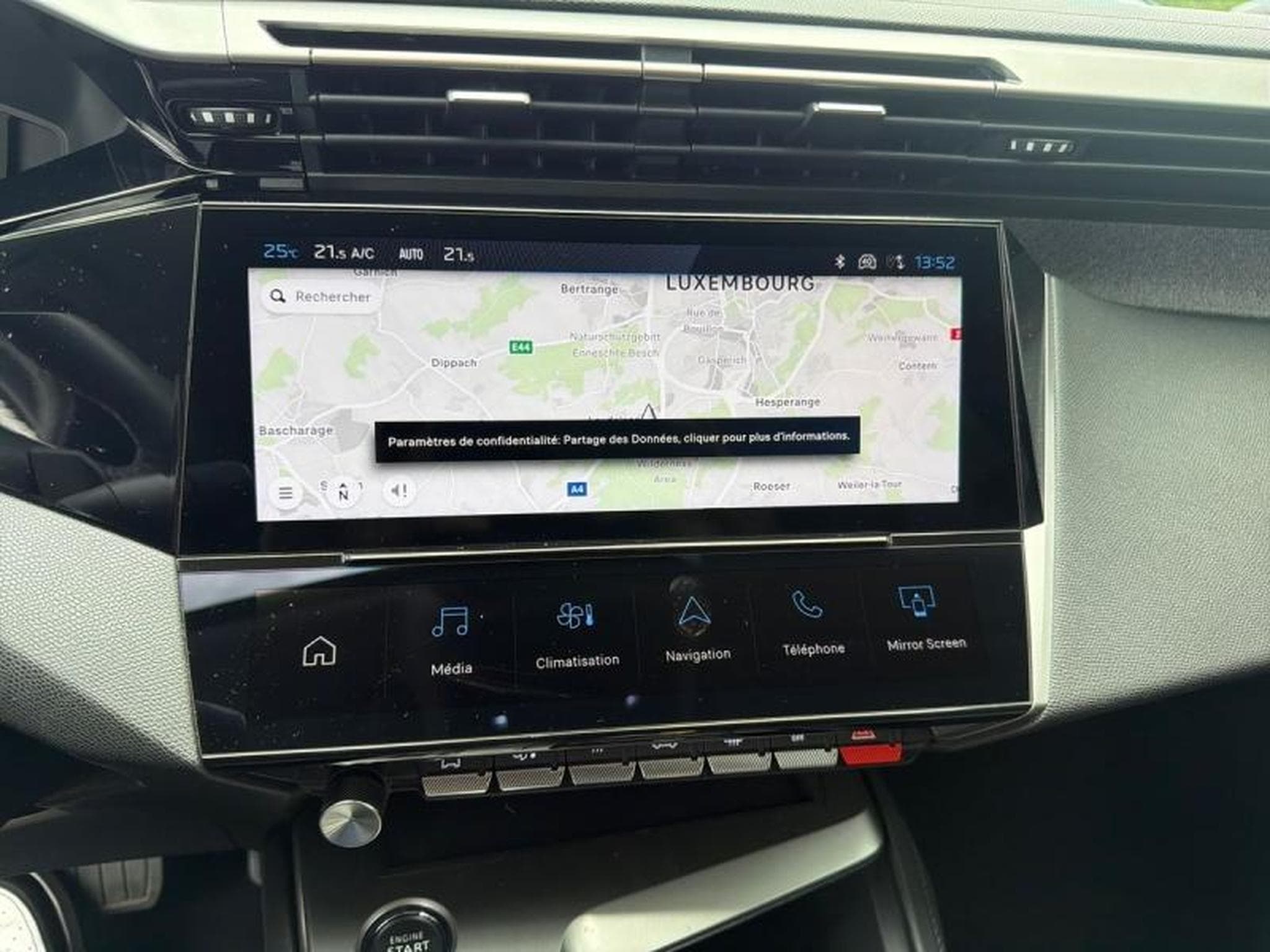 PEUGEOT 308 1.5 BlueHDi 130ch S&S Allure EAT8 (2024) - Photo 9