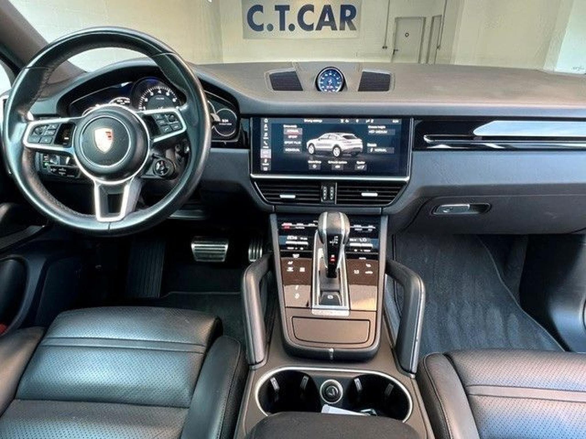 Porsche Cayenne Coupe S /VOLL /panorama /AHK (2020) - Photo 5