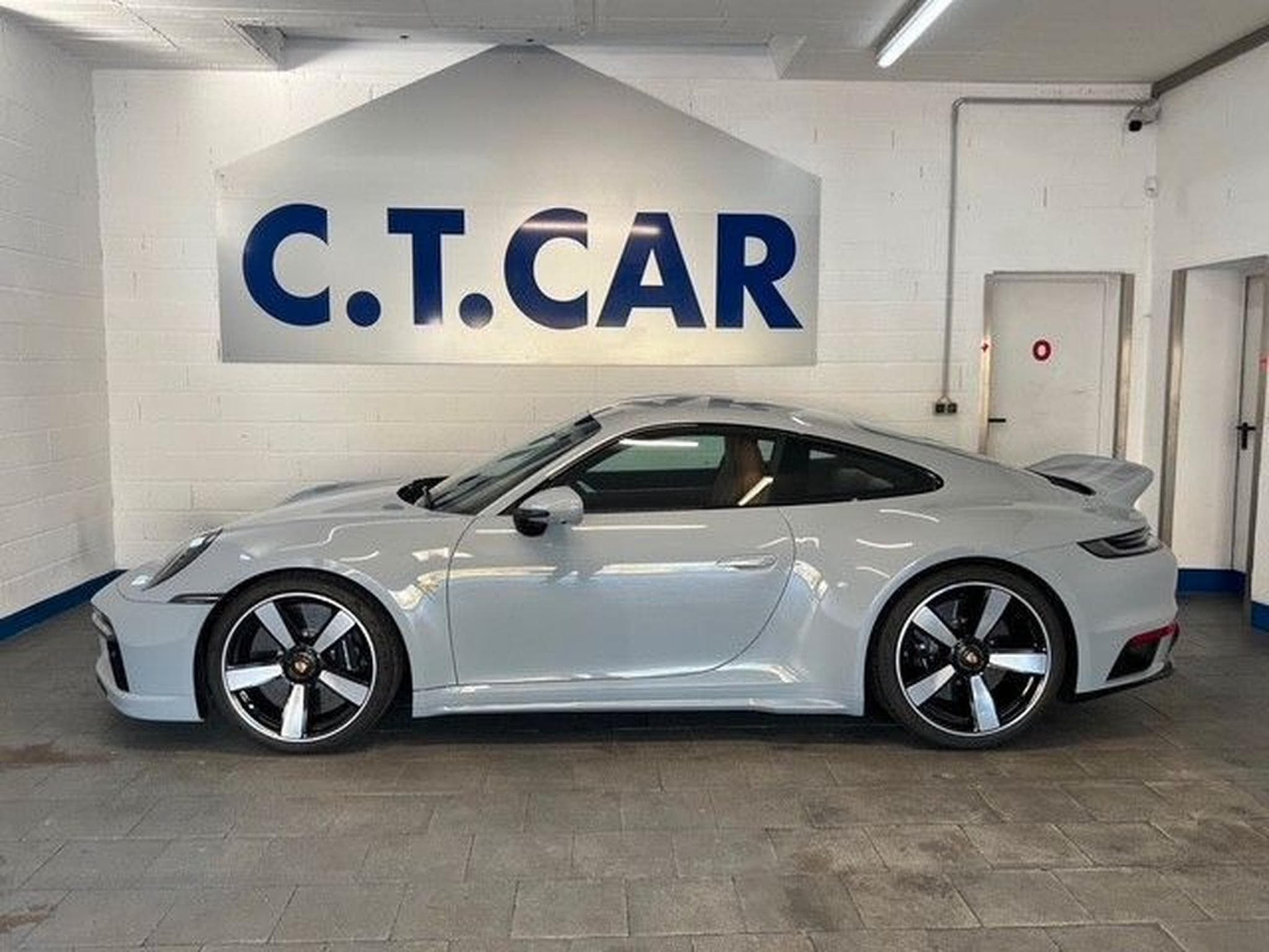 Porsche 911 911 Sport Classic I Limited Edition 560 of 1.250 I Heritage (2022) - Photo 4