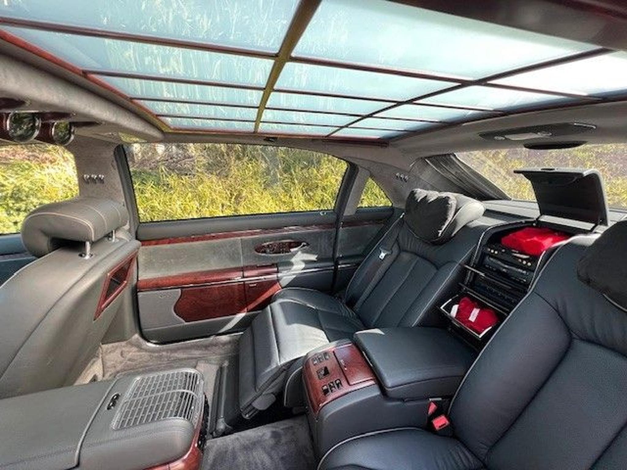 Maybach 62 - 23000km - 1H - Magic Sky -Perfect Condition (2007) - Photo 13