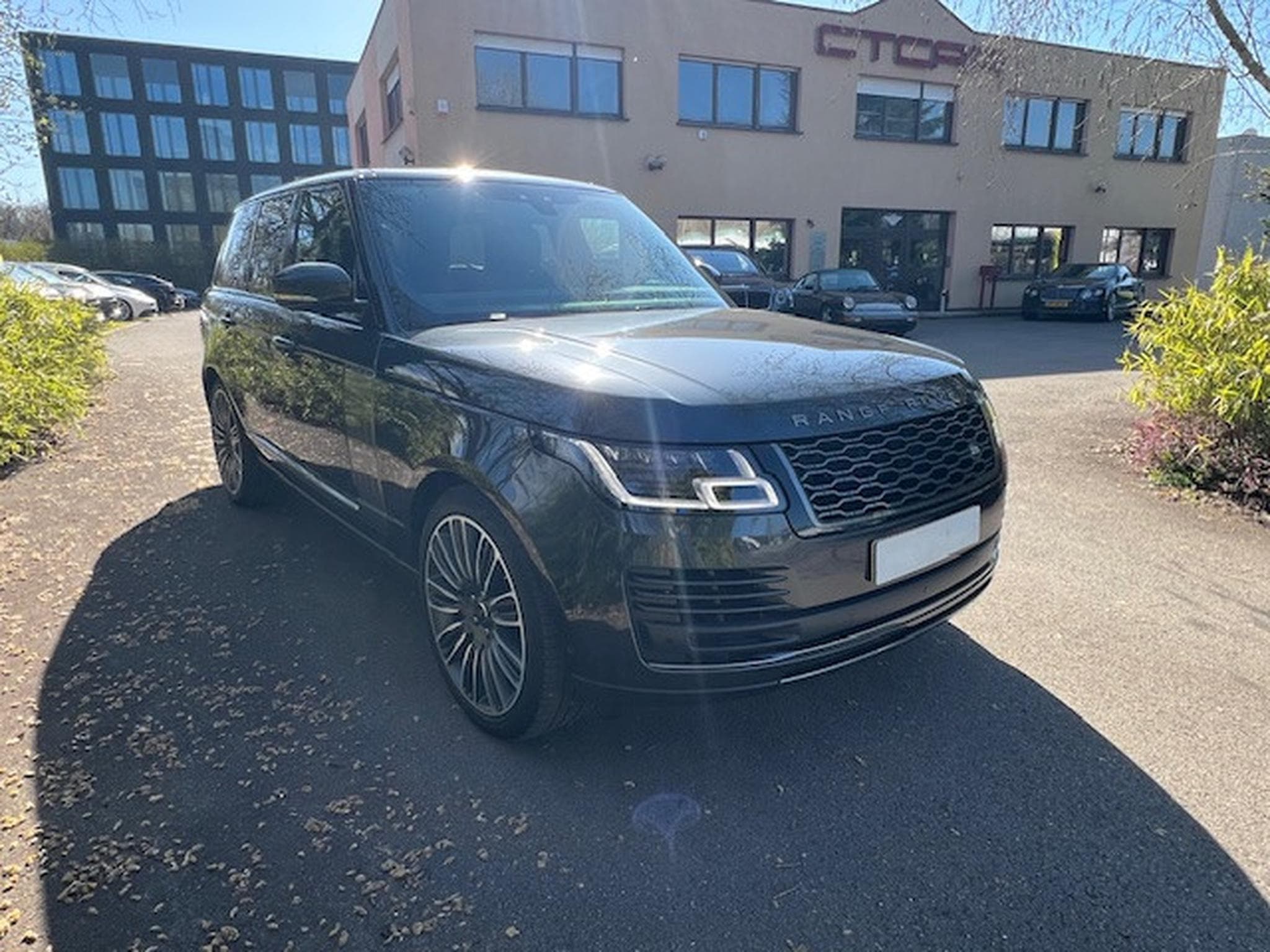 Land-Rover Range Rover 3.0 D350 Vogue - VOLL (2020) - Photo 22