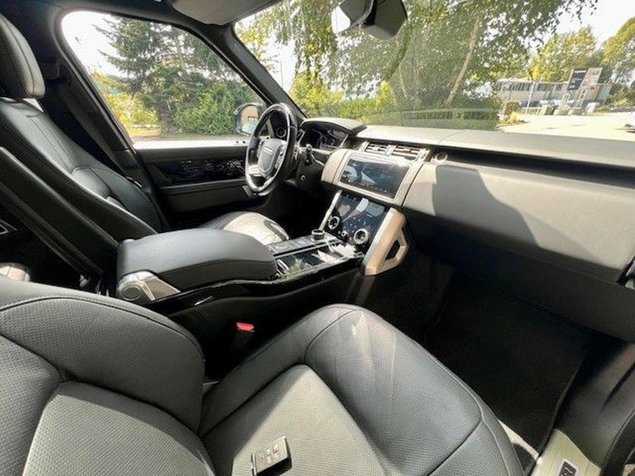 Land-Rover Range Rover 3.0 D350 Vogue - VOLL (2020) - Photo 5