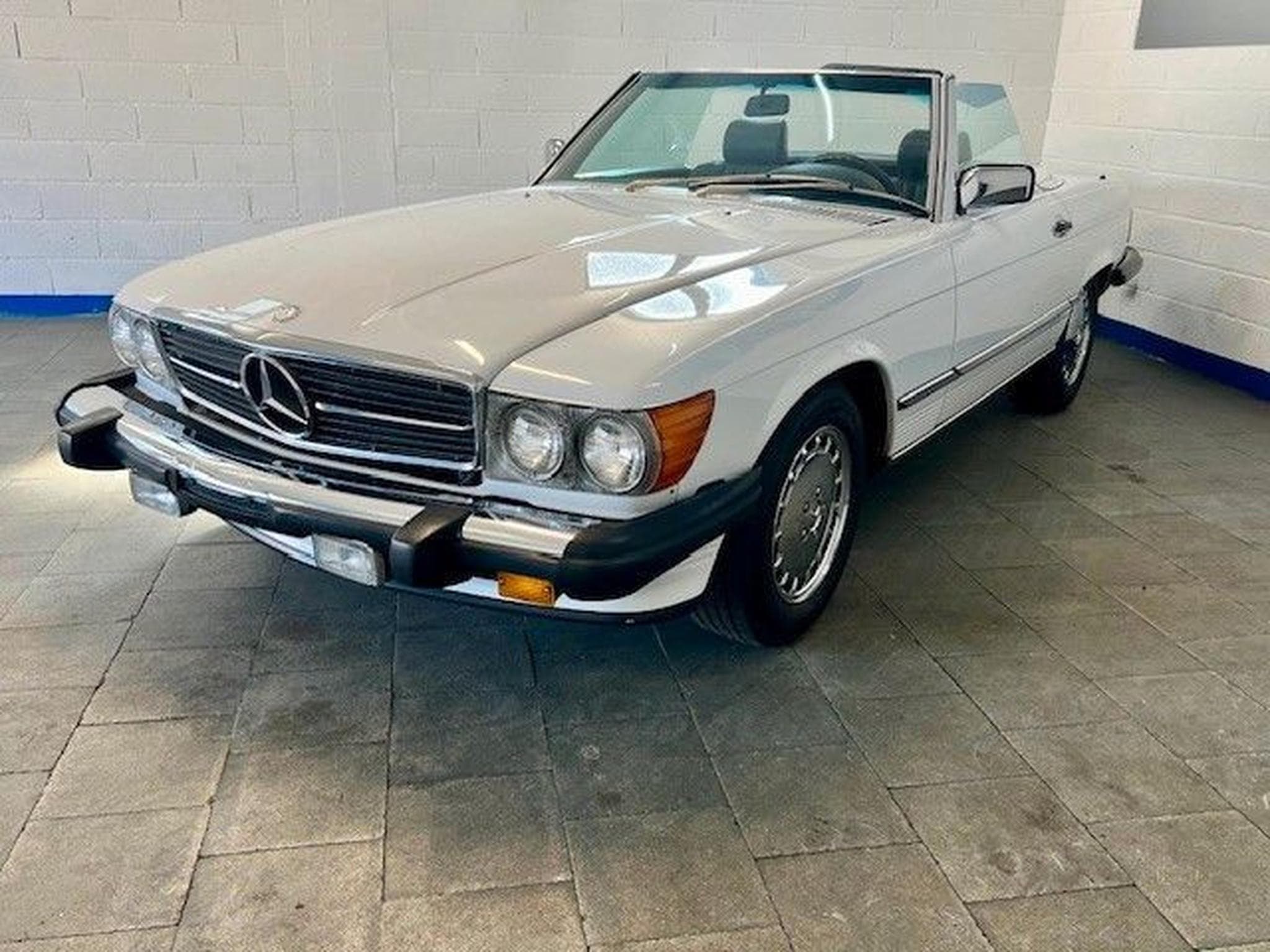 Mercedes SL 560 R107- top Zustand - 2 HAND (1988) - Photo 3