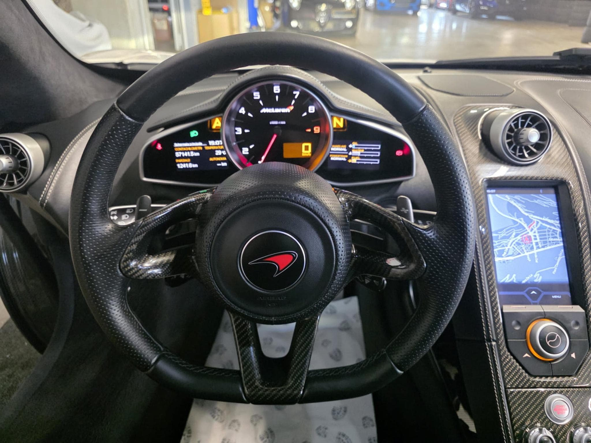 McLaren MP4-12C MP4-12C Carbon EX VIP CRISTIANO RONALDO (2012) - Photo 22