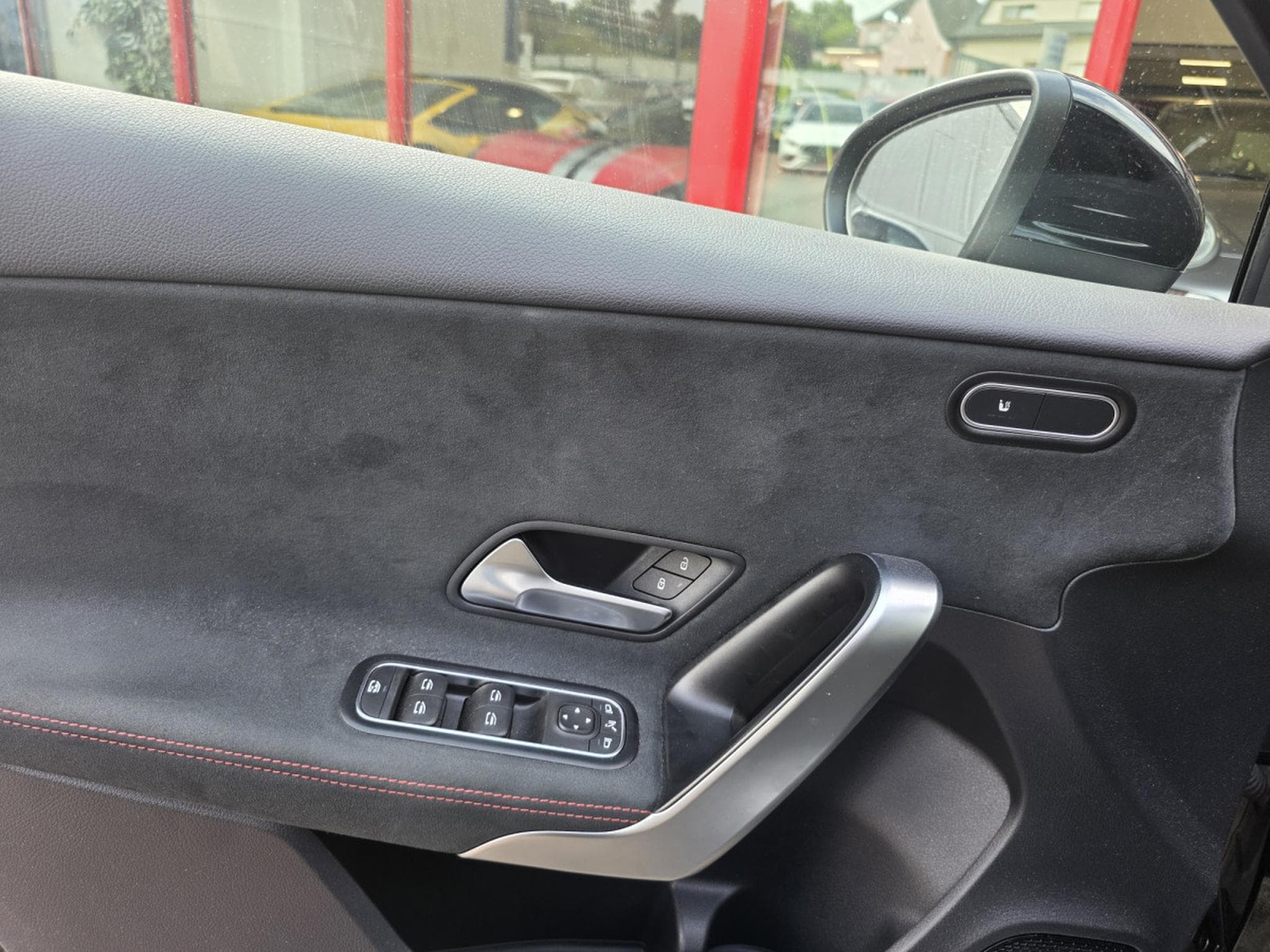 Mercedes A 200 A 200 AMG 163 cv Auto  Navi Led (2023) - Photo 10