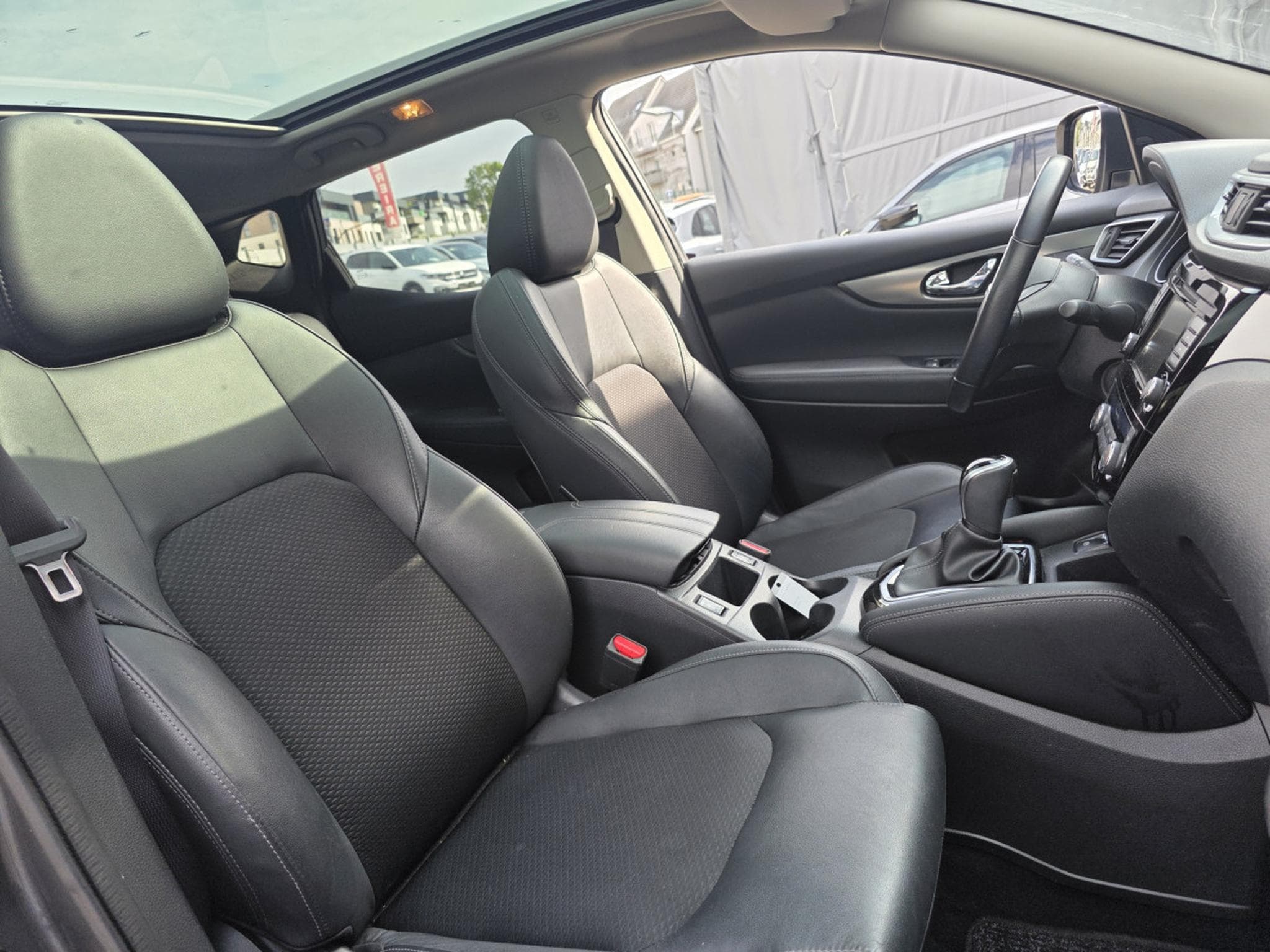 Nissan Qashqai Nissan Qashqai 1.3 159 Cv Auto Navi Toit Pano (2019) - Photo 5